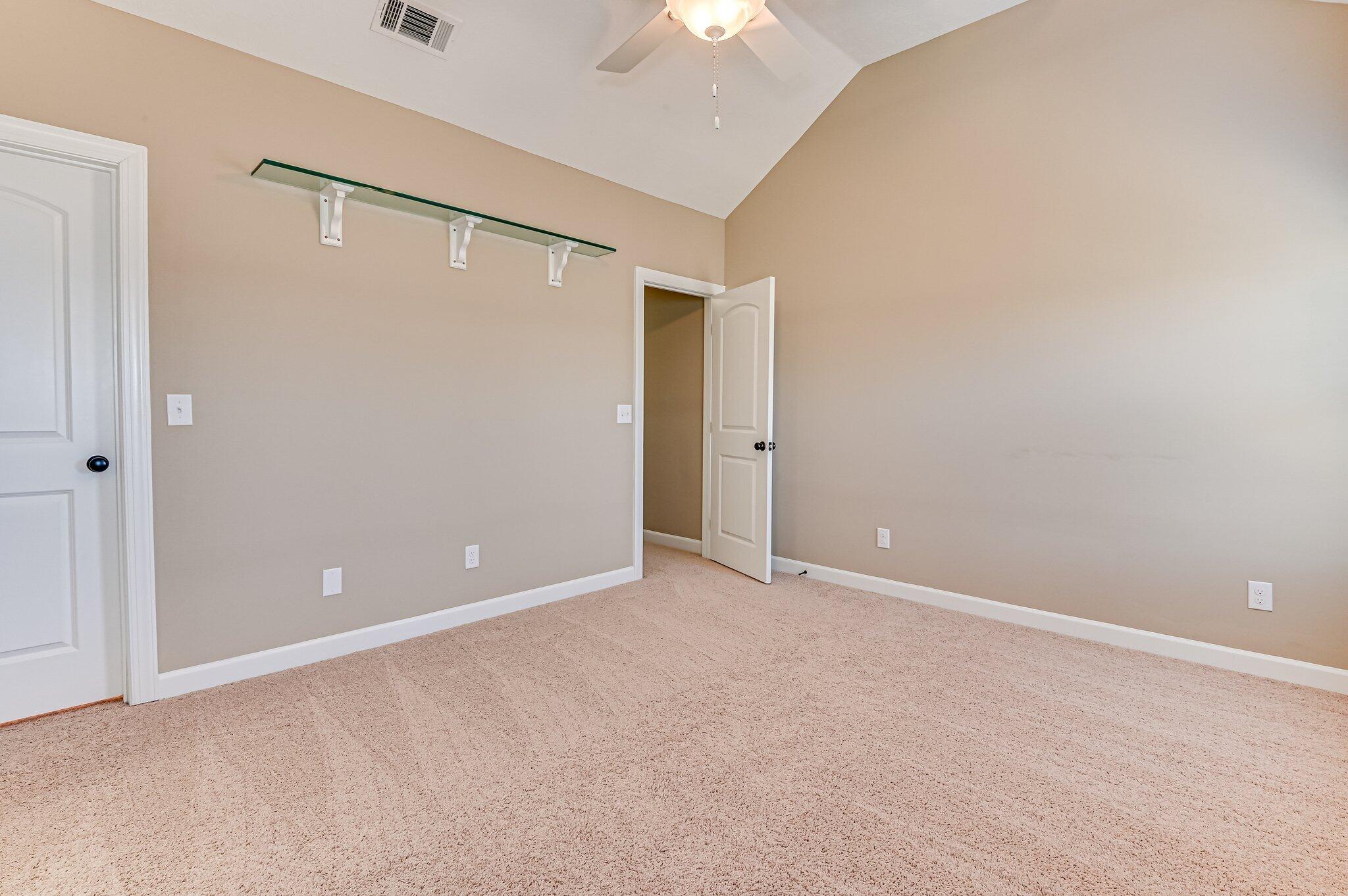 1037 Spotswood Circle