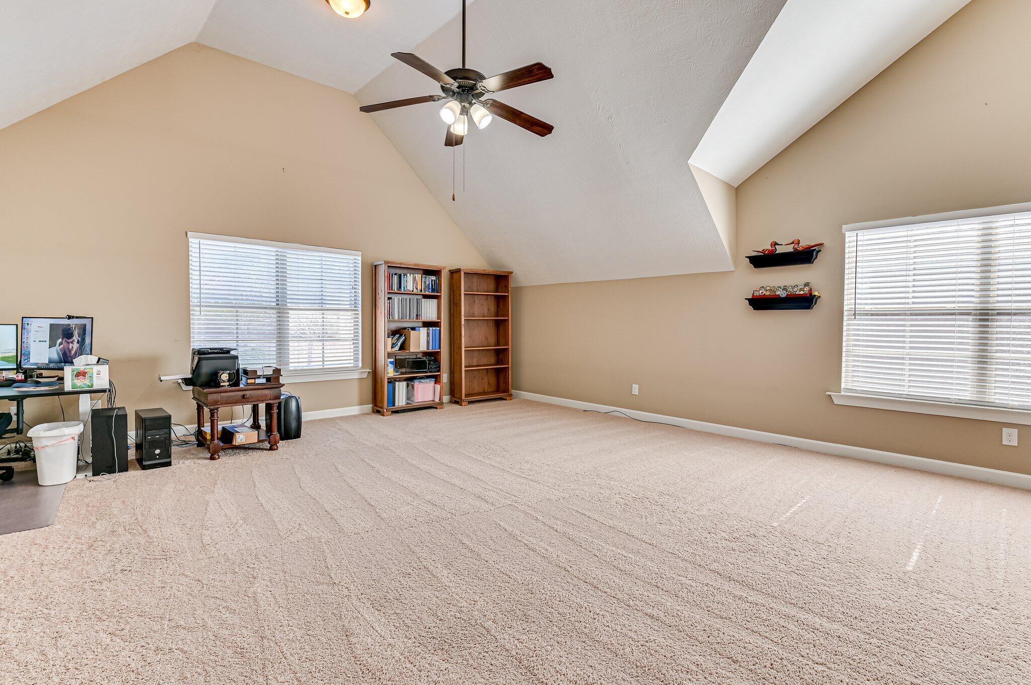 1037 Spotswood Circle