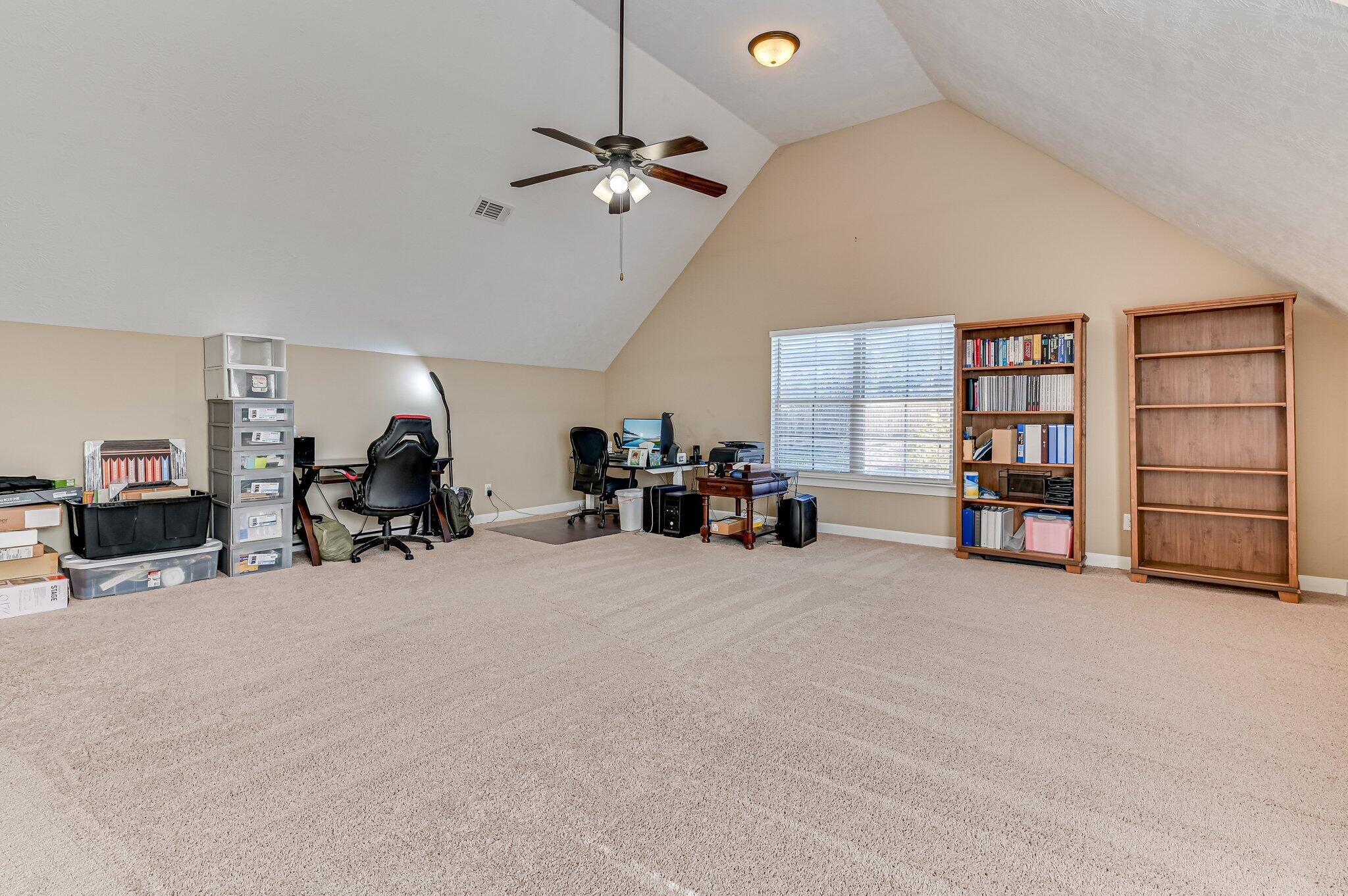 1037 Spotswood Circle