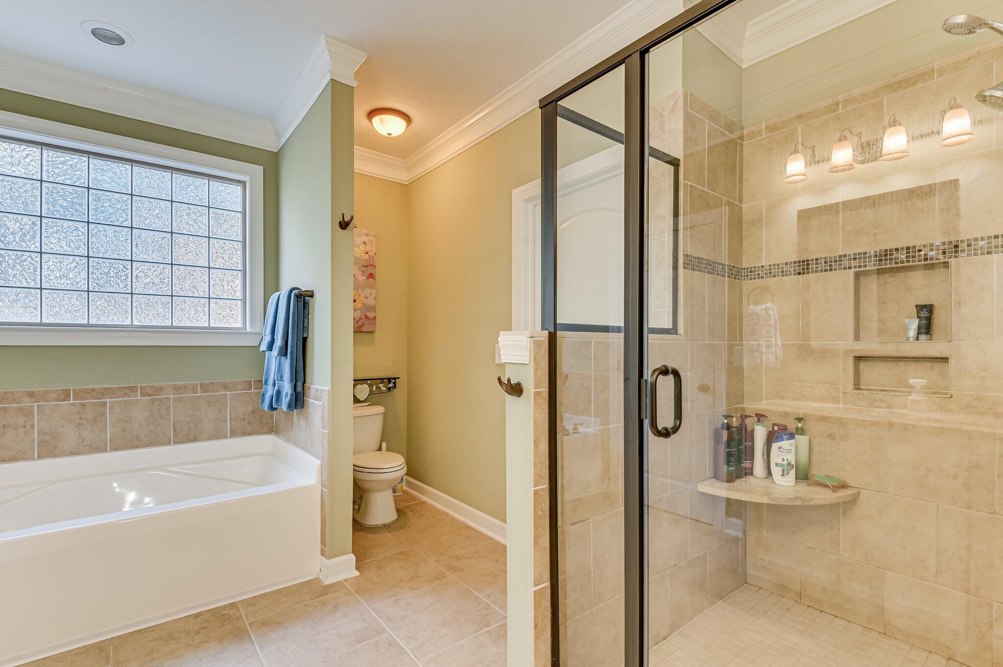 1037 Spotswood Circle