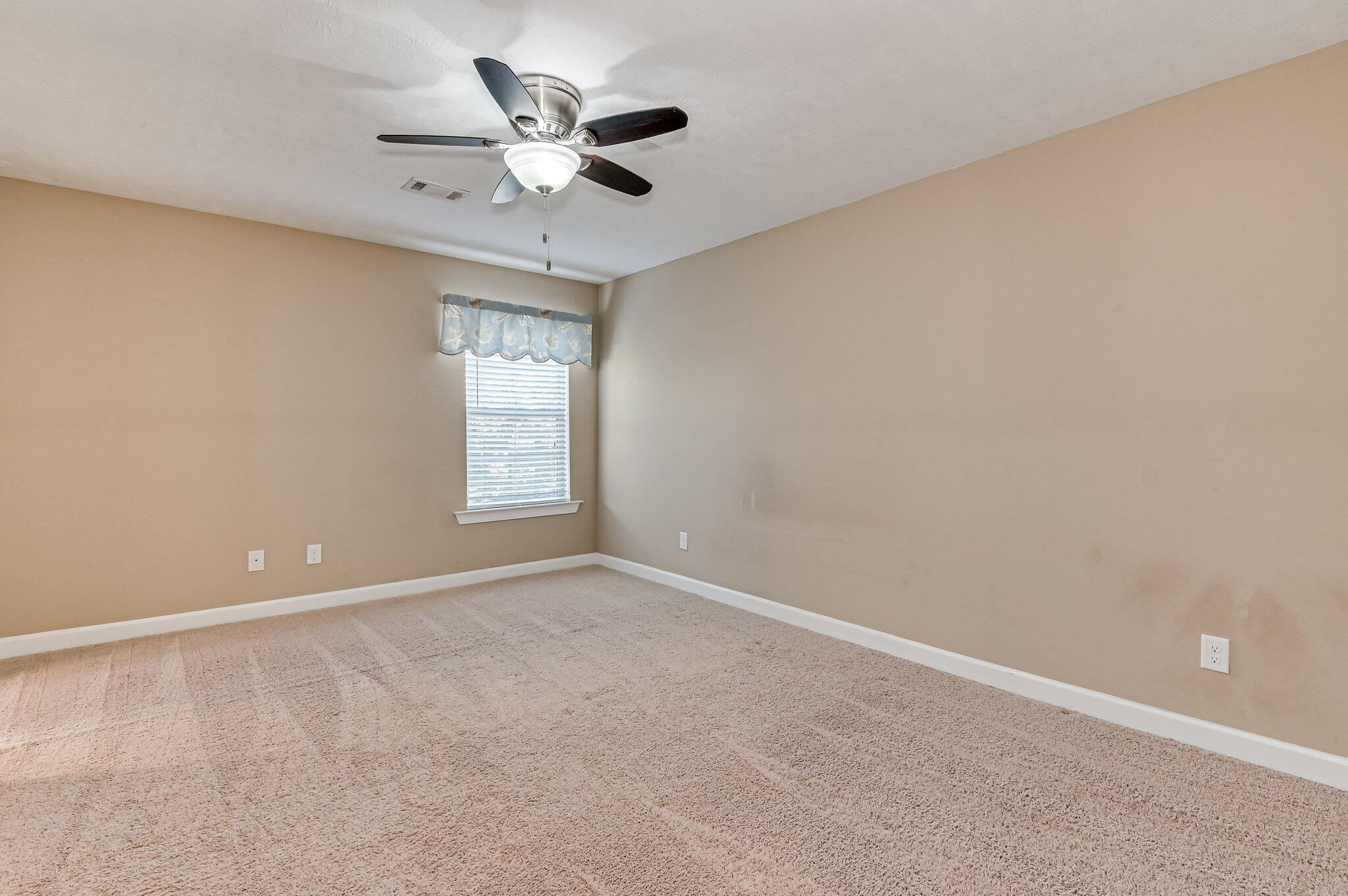 1037 Spotswood Circle