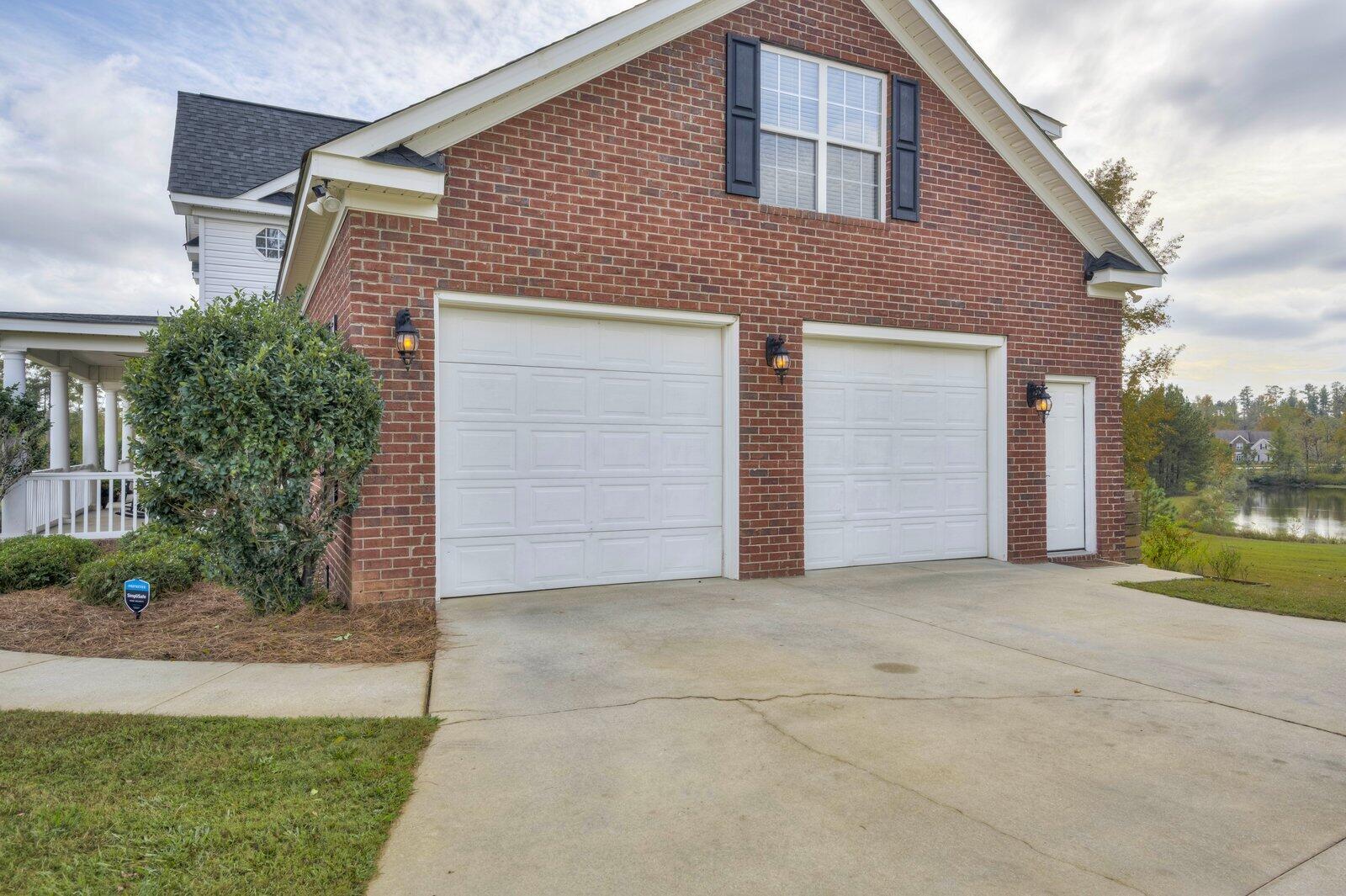 5290 Magnolia Lane