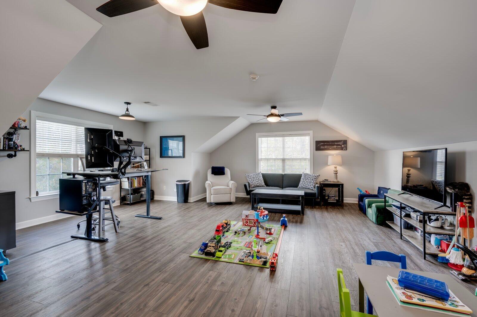 5290 Magnolia Lane