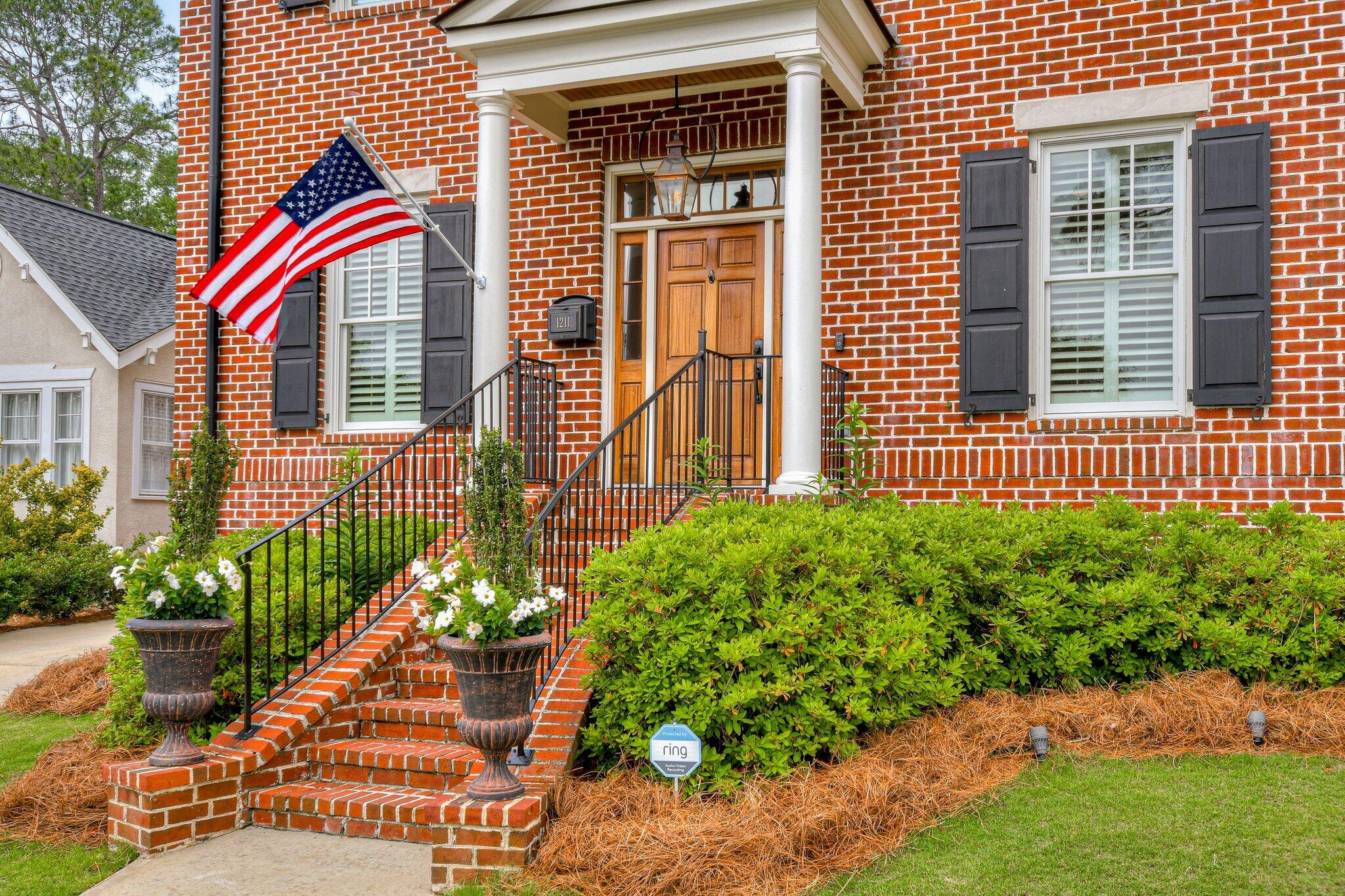 1211 Anthony Road