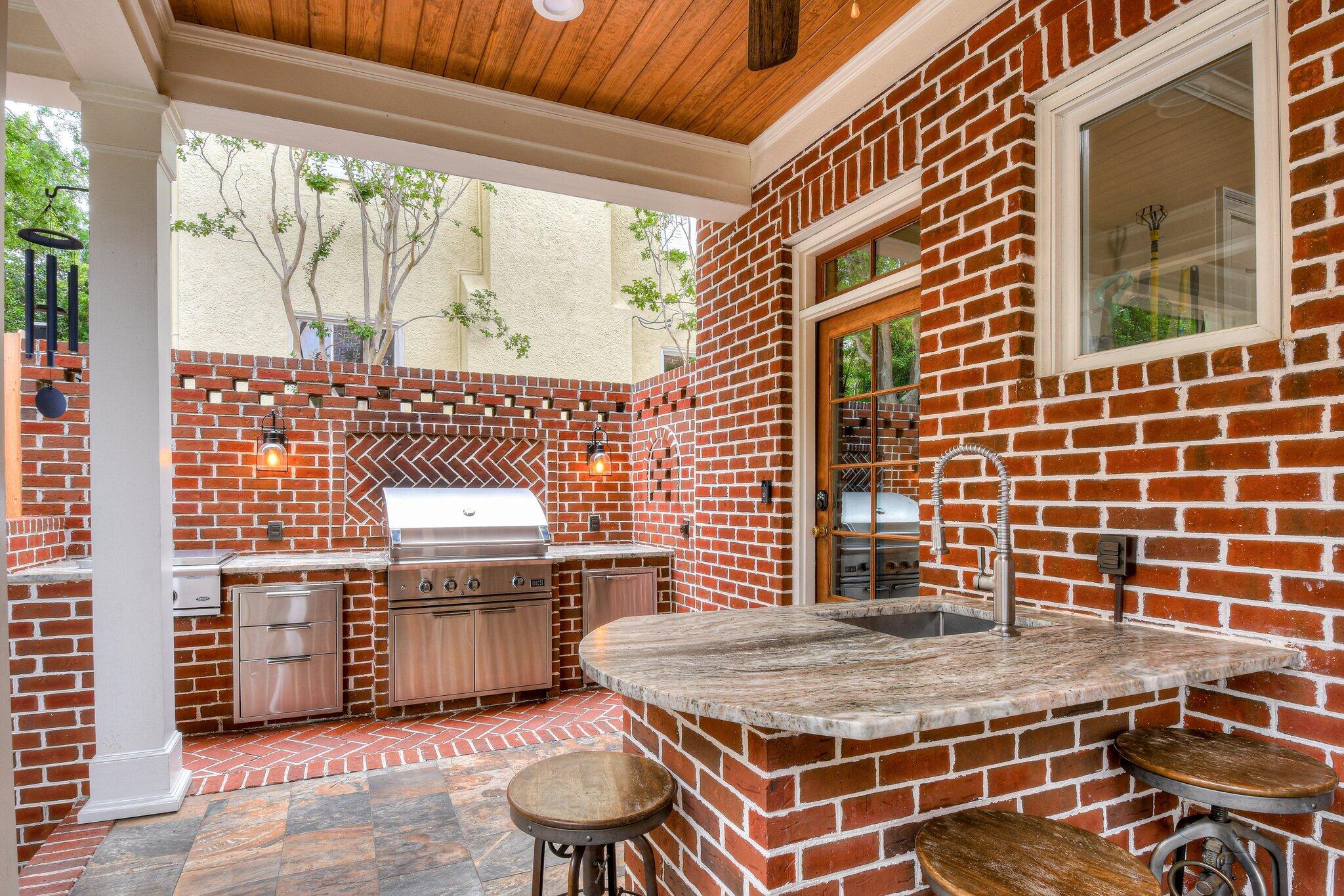 1211 Anthony Road