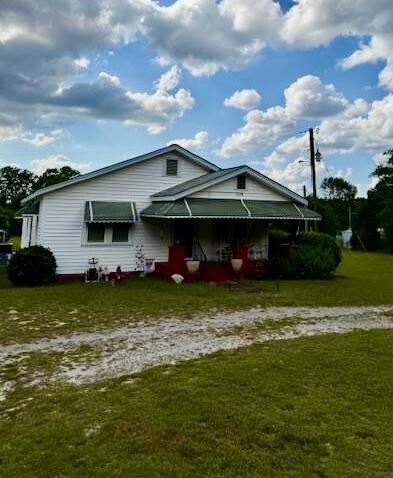 1090 Pinegrove Road