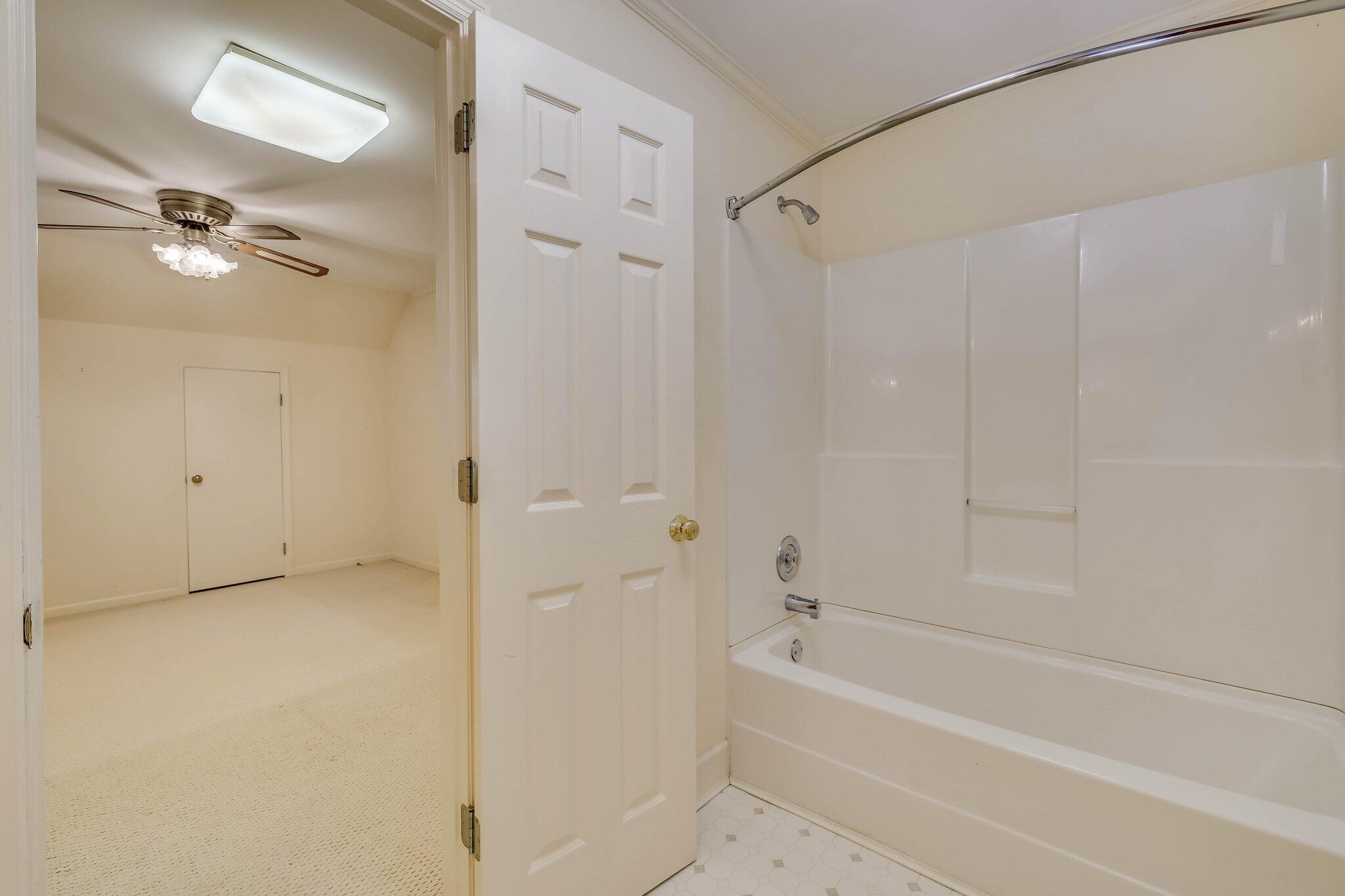 5051 Bryant Cove Drive