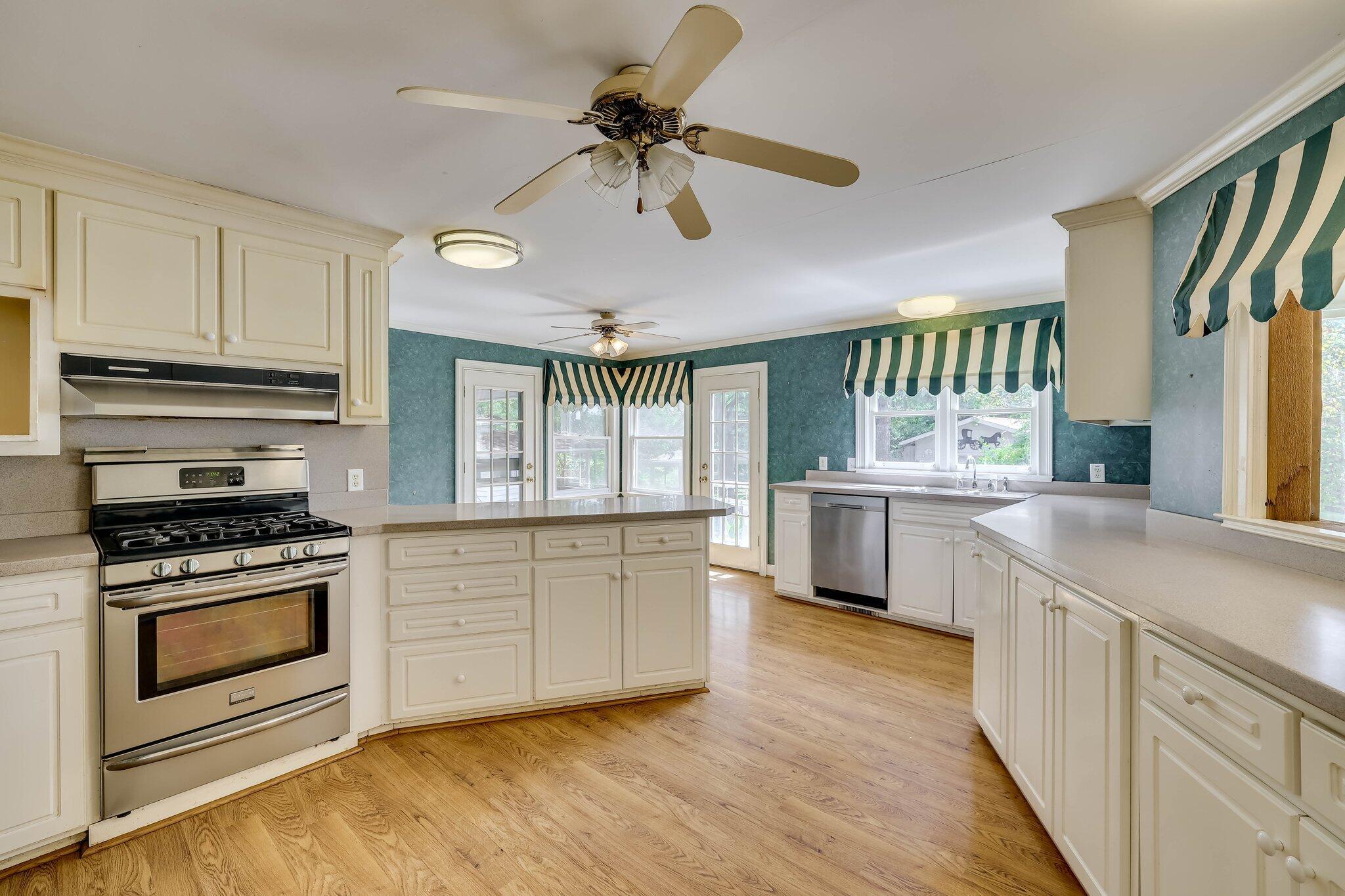 5051 Bryant Cove Drive