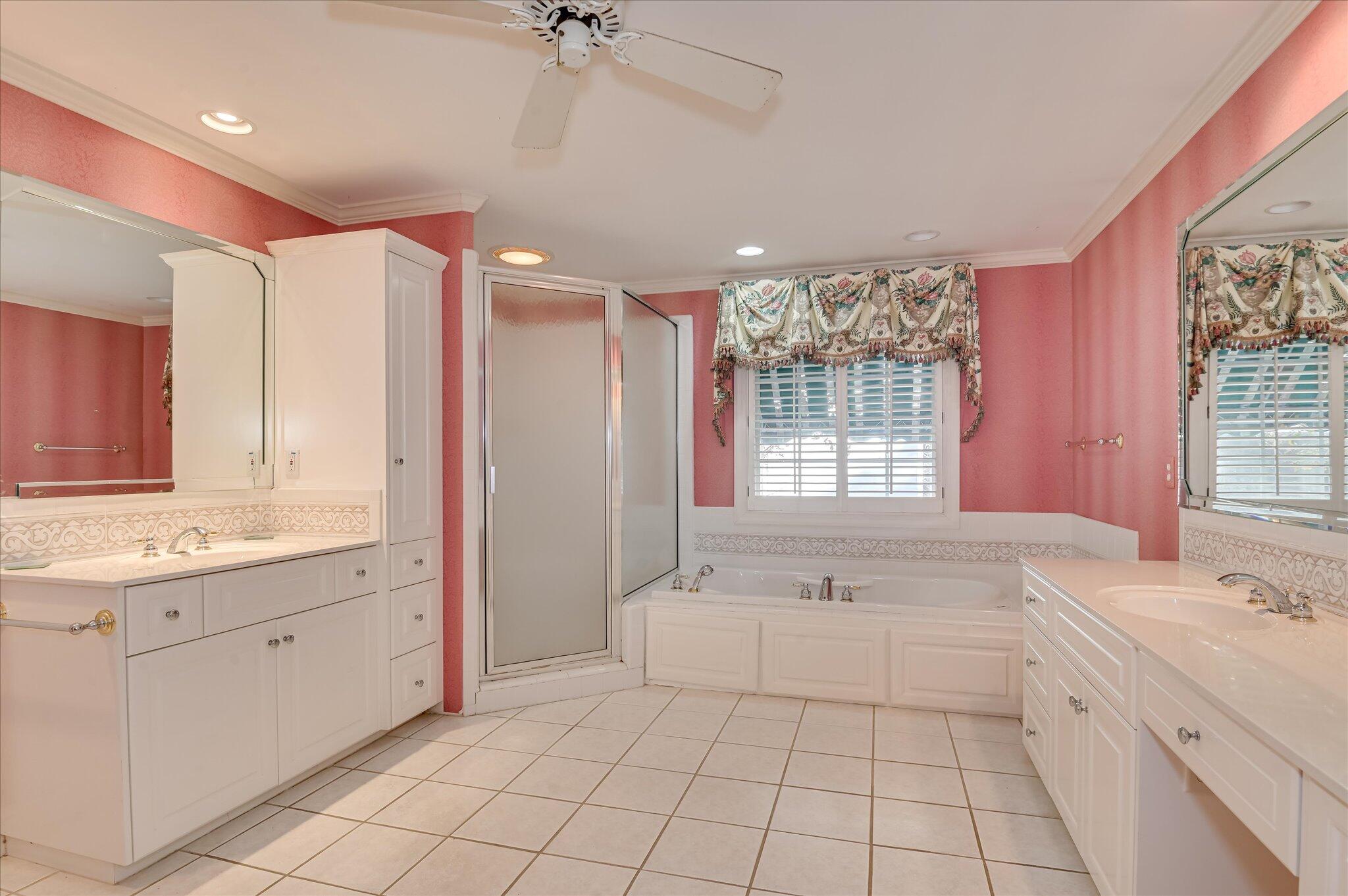 2904 Lombardy Court