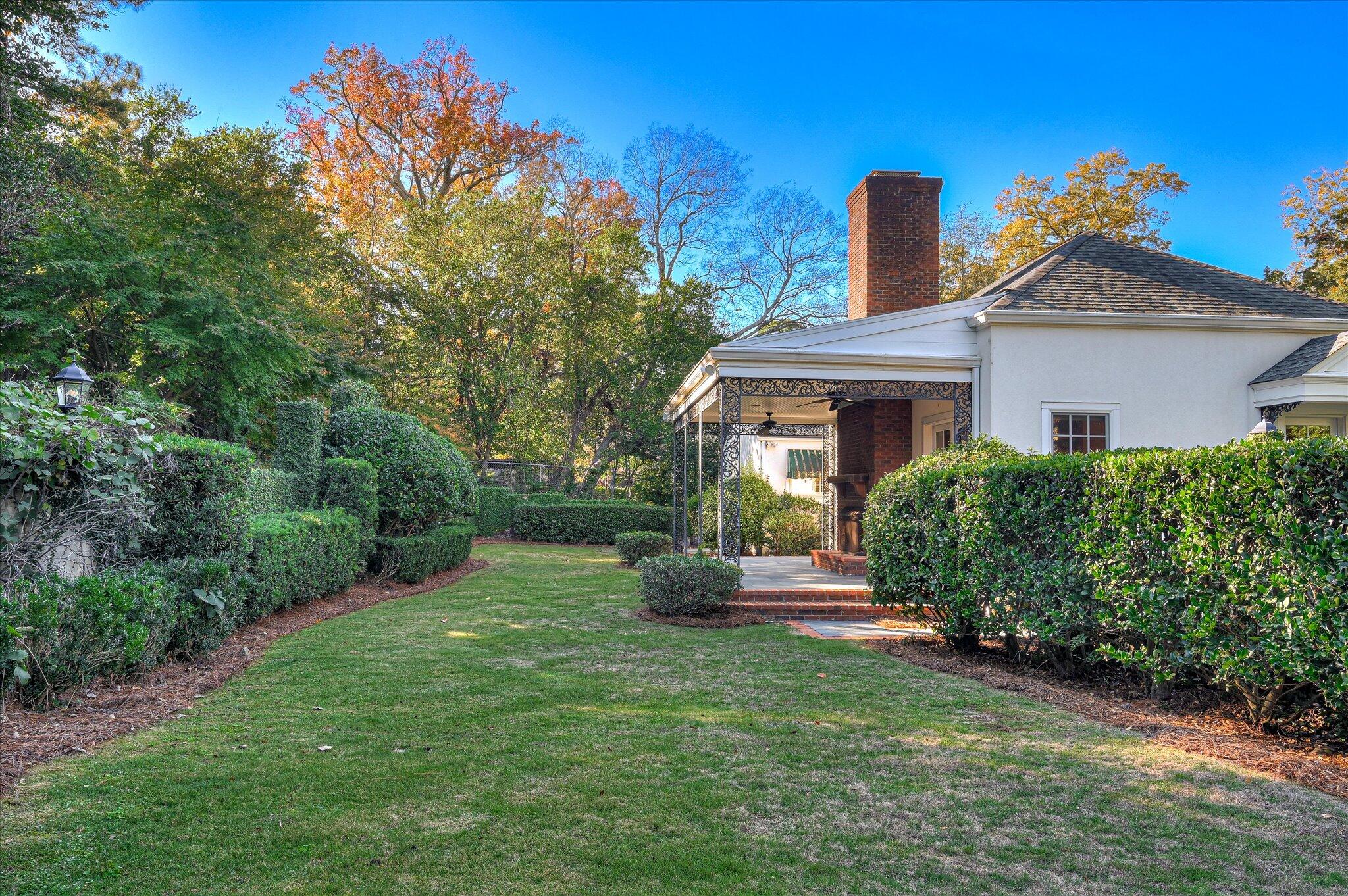 2904 Lombardy Court