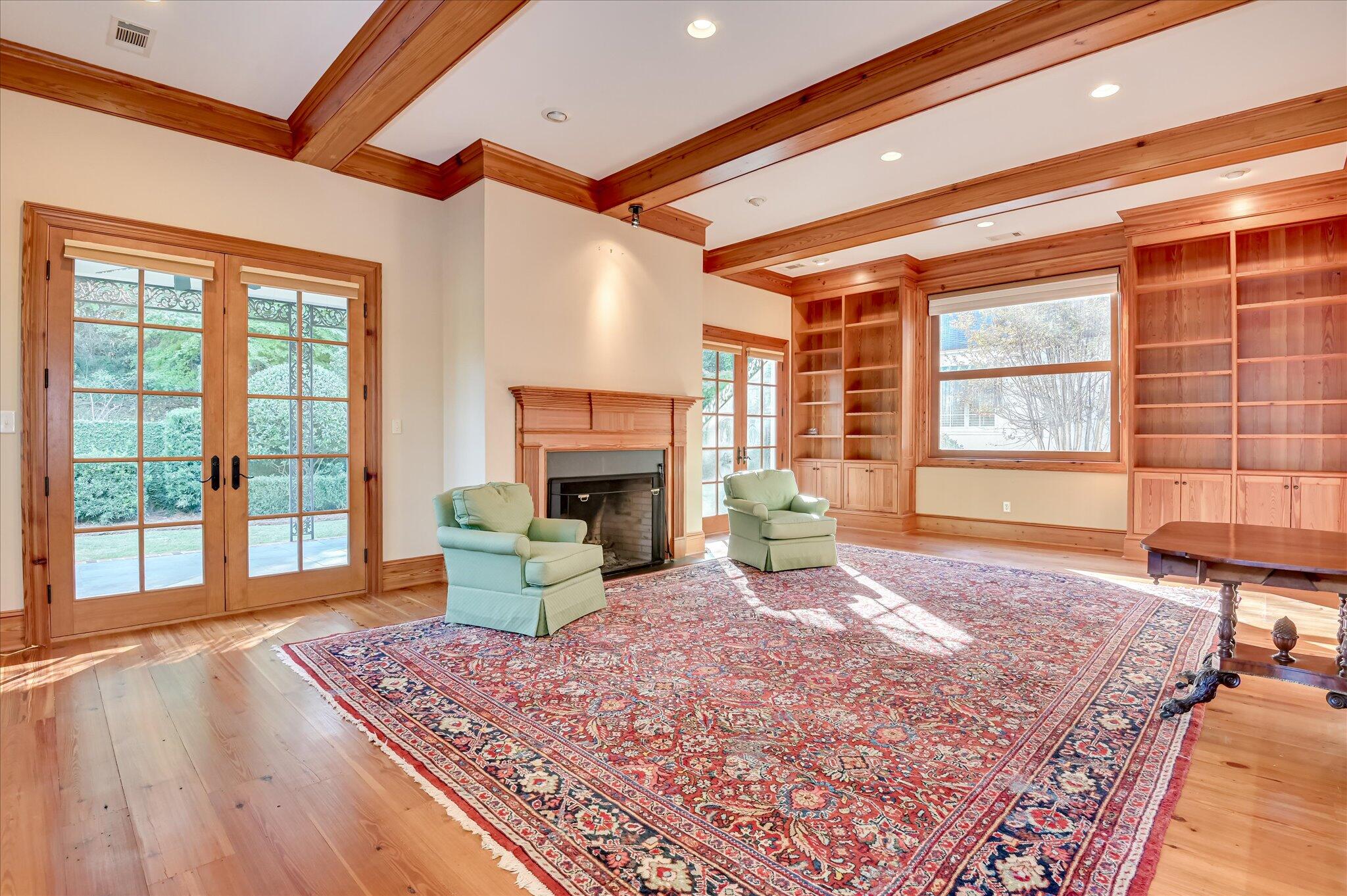 2904 Lombardy Court