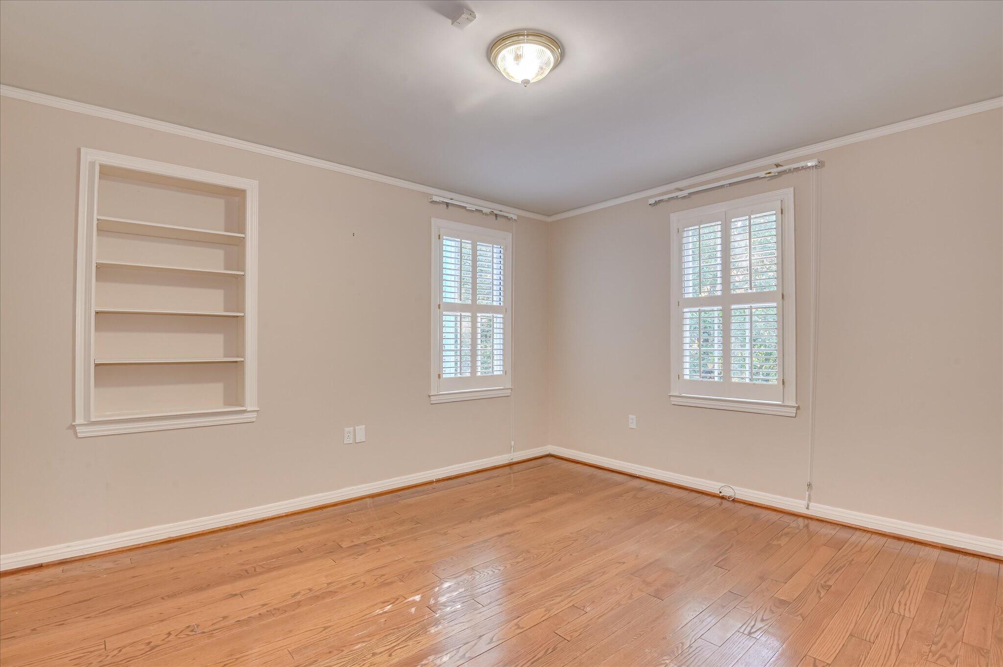 2904 Lombardy Court