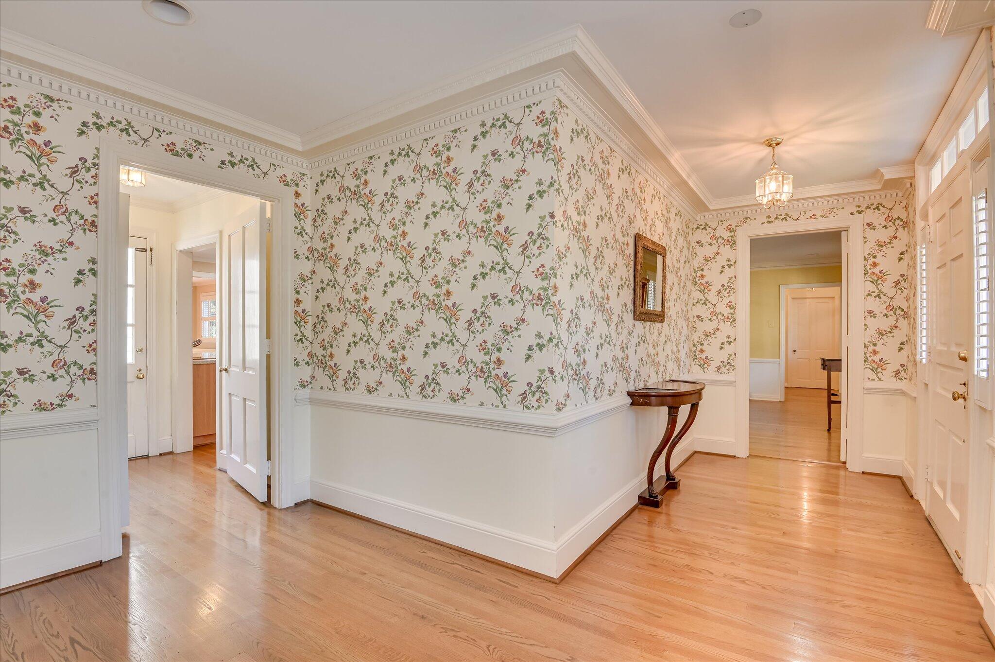 2904 Lombardy Court