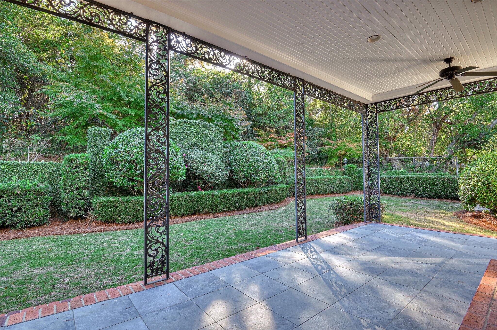 2904 Lombardy Court