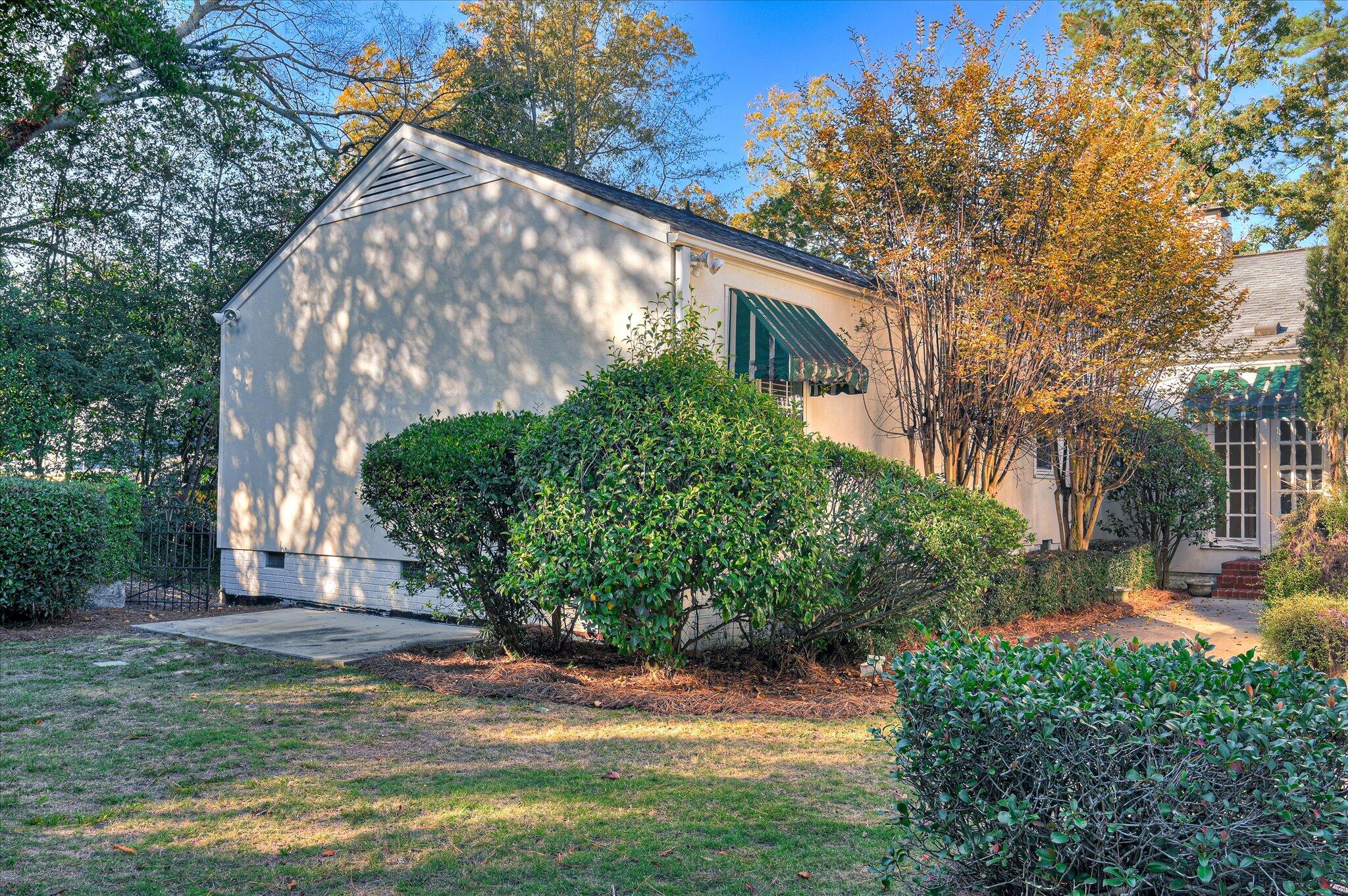 2904 Lombardy Court