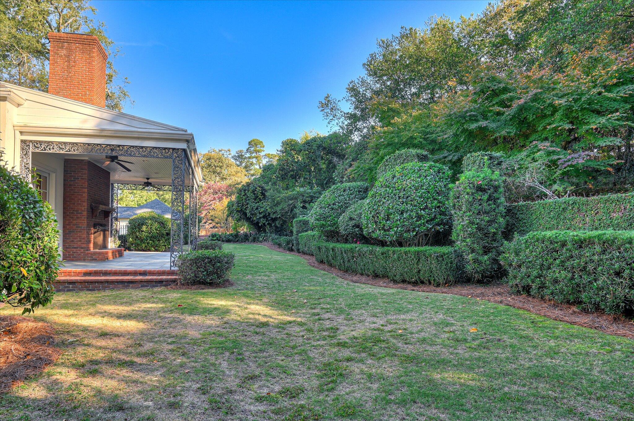2904 Lombardy Court