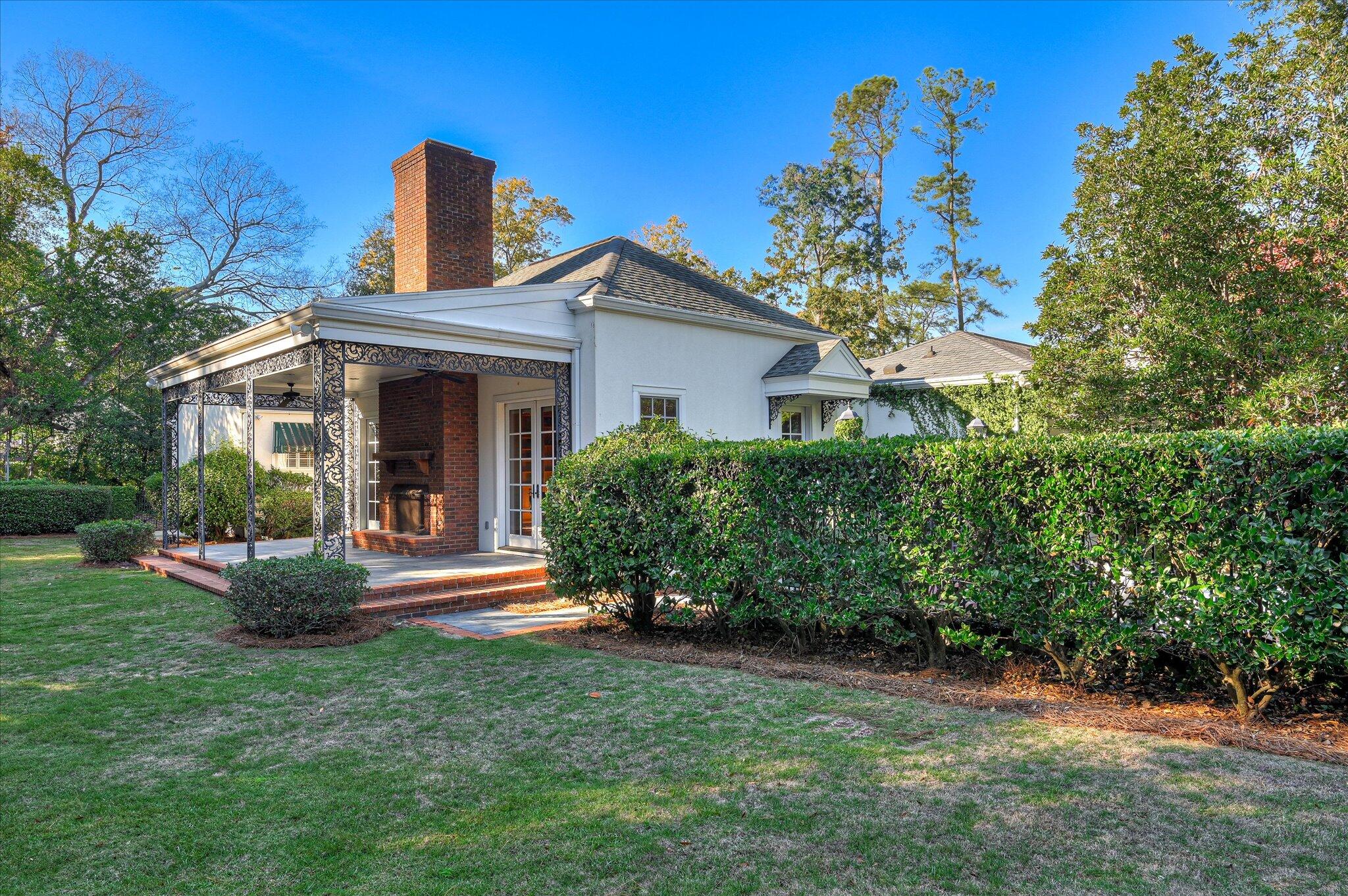 2904 Lombardy Court