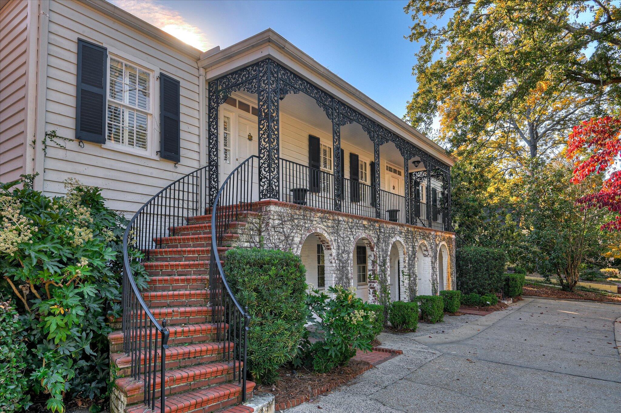 2904 Lombardy Court
