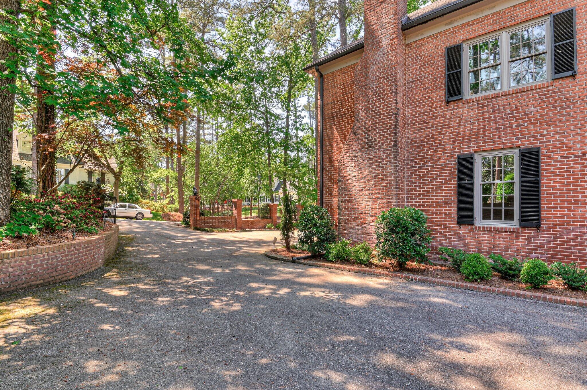16 Bristlecone Way