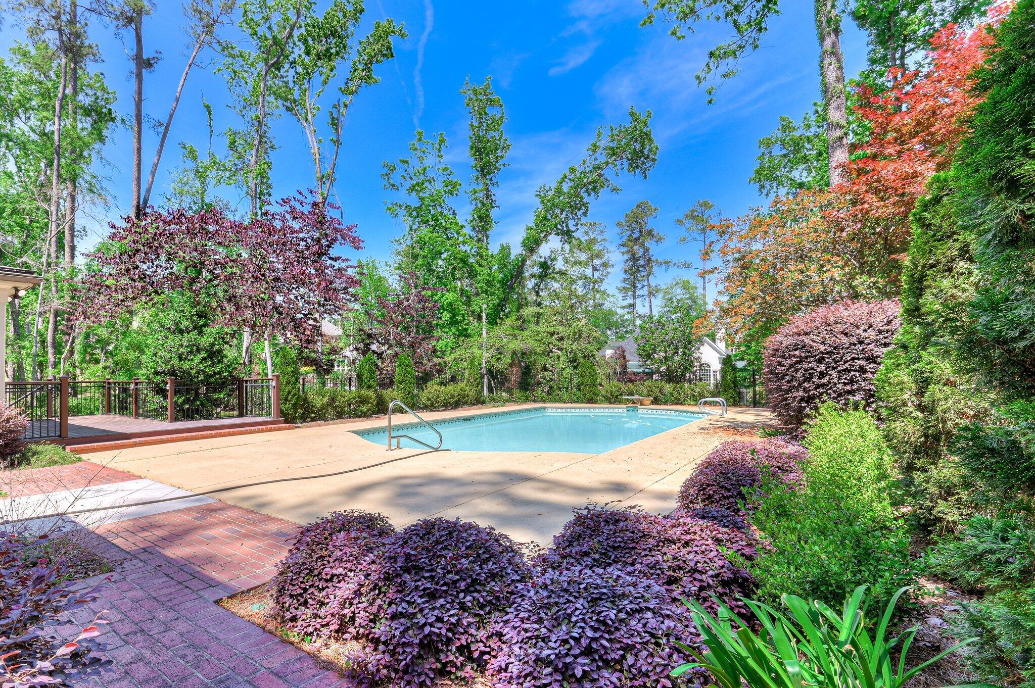 16 Bristlecone Way