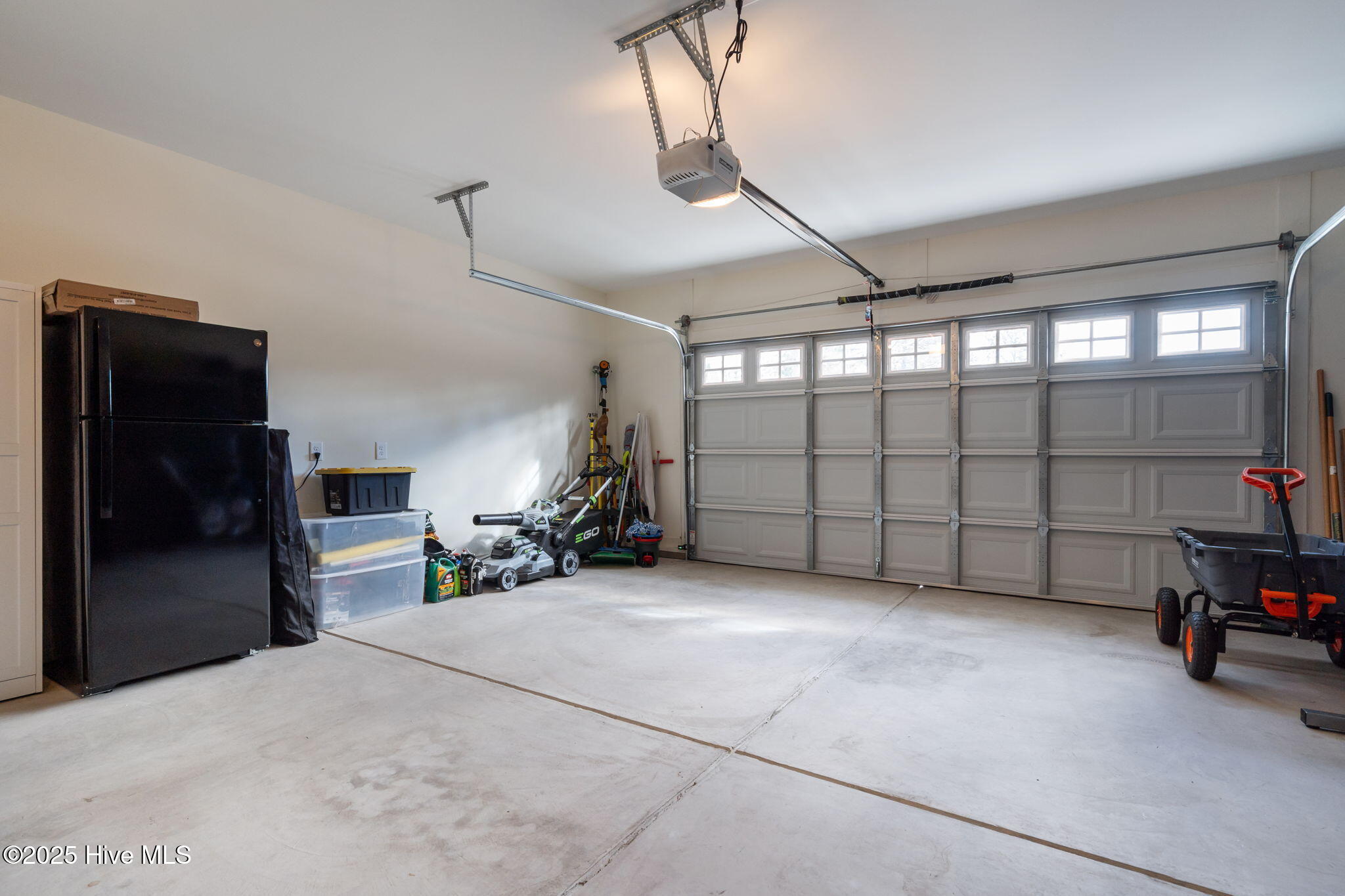 20 Forest Lake Drive