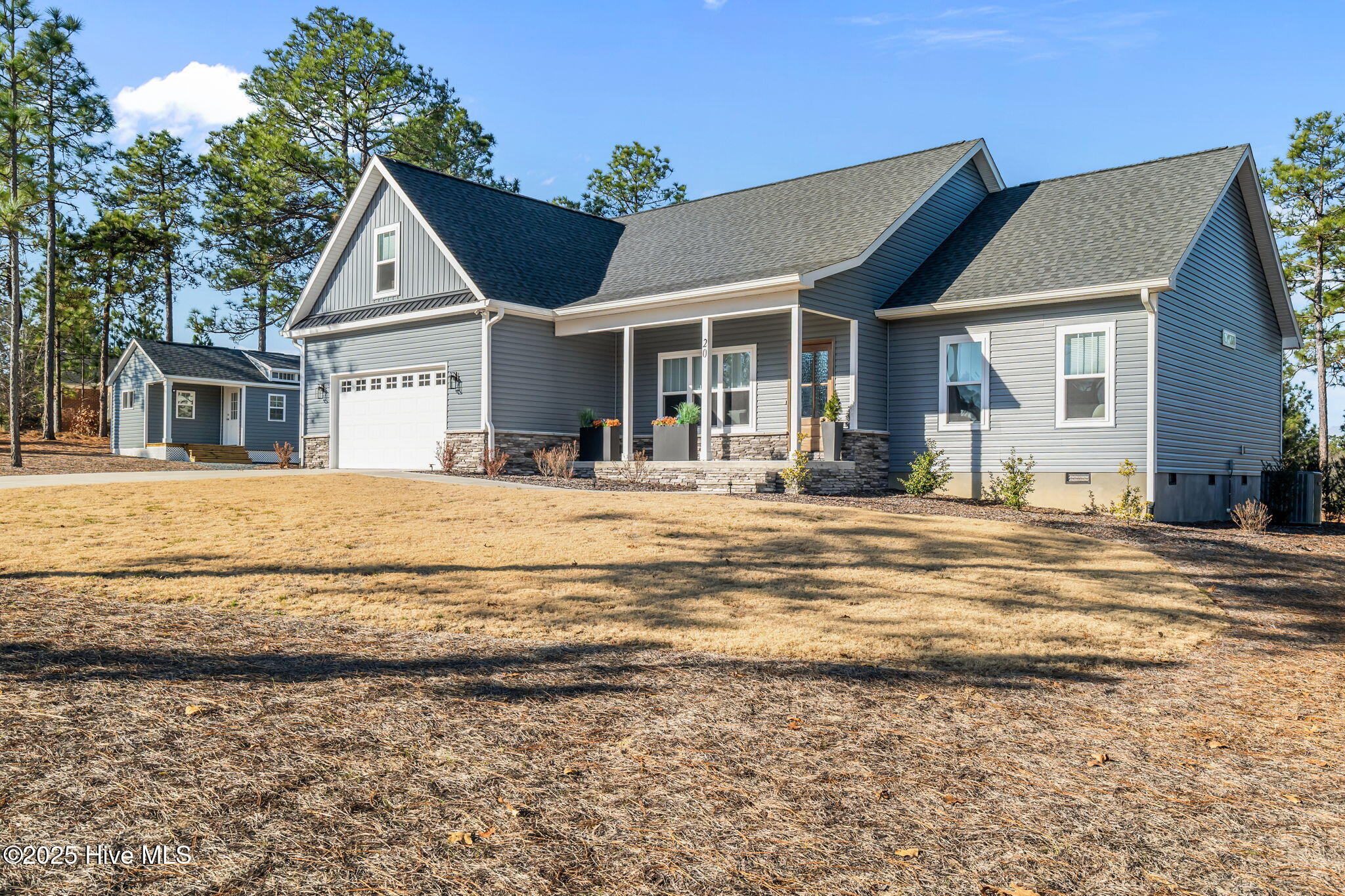 20 Forest Lake Drive