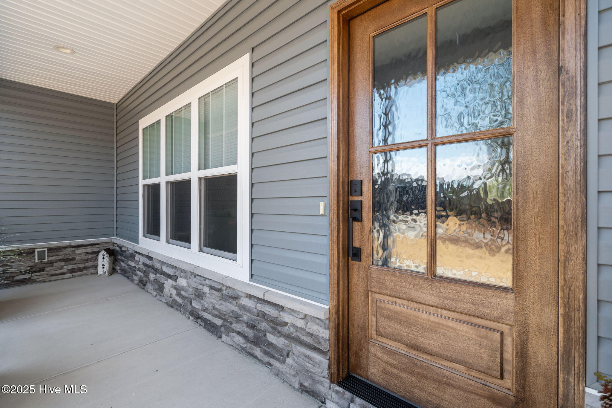 20 Forest Lake Drive