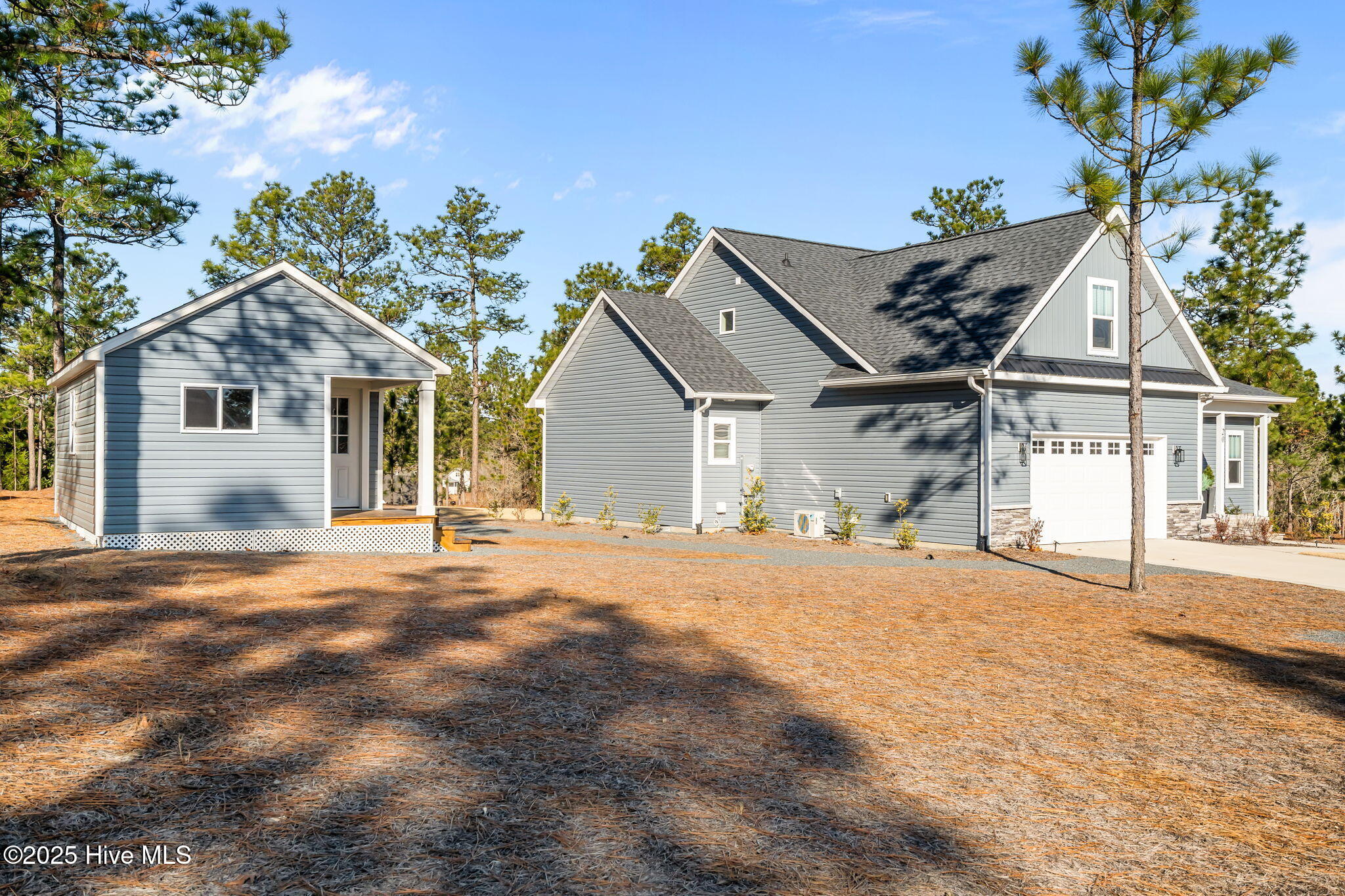 20 Forest Lake Drive