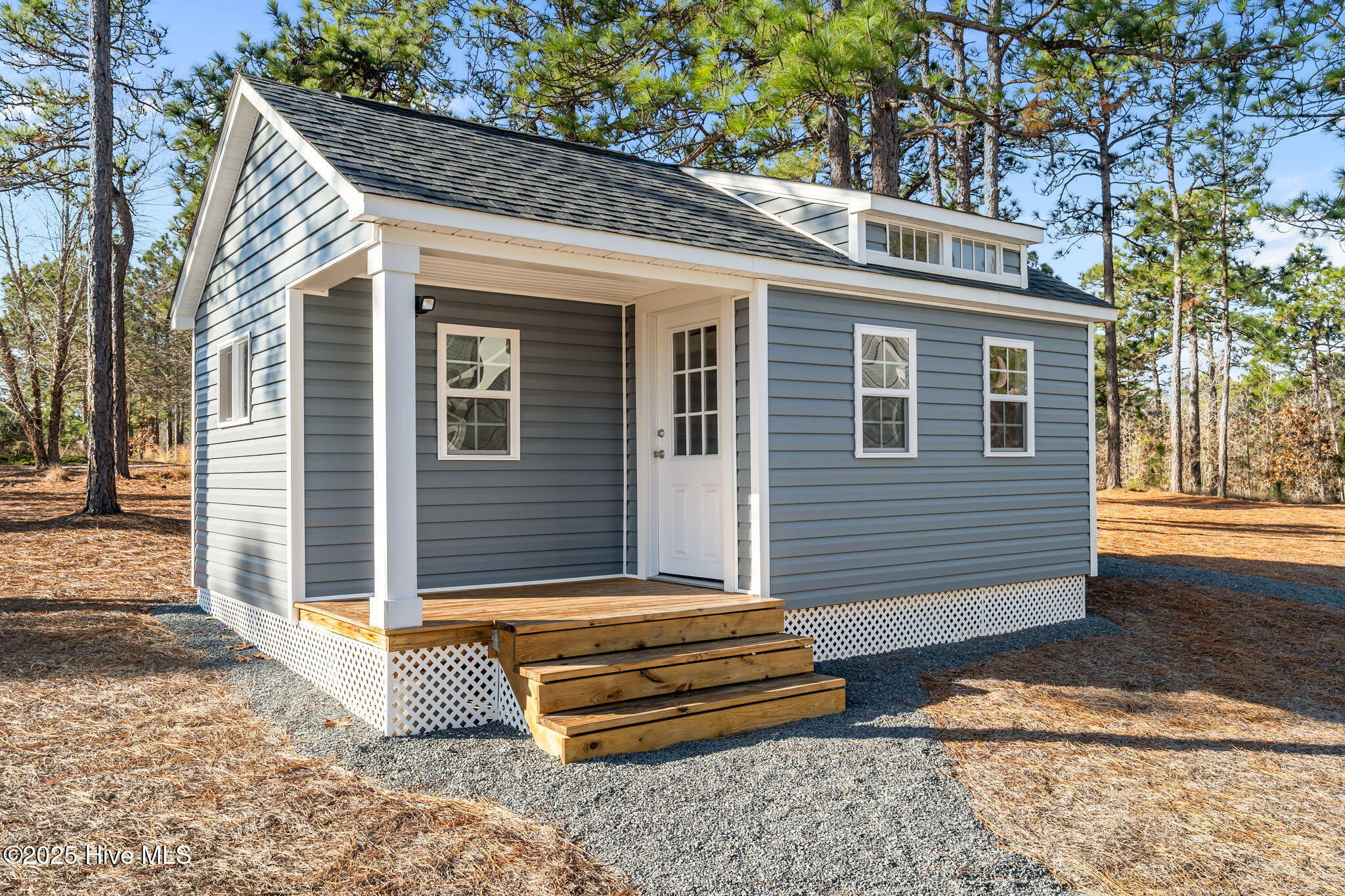 20 Forest Lake Drive