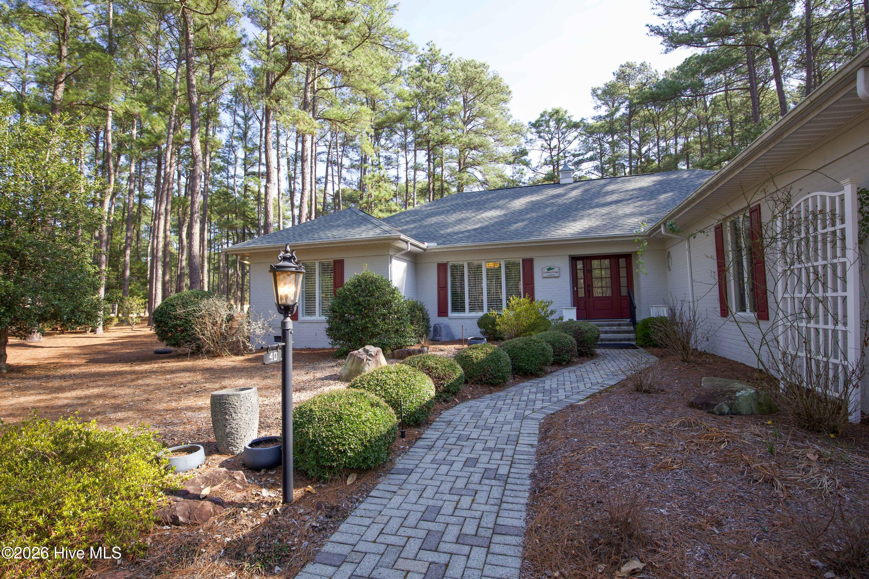 40 Greyabbey Drive