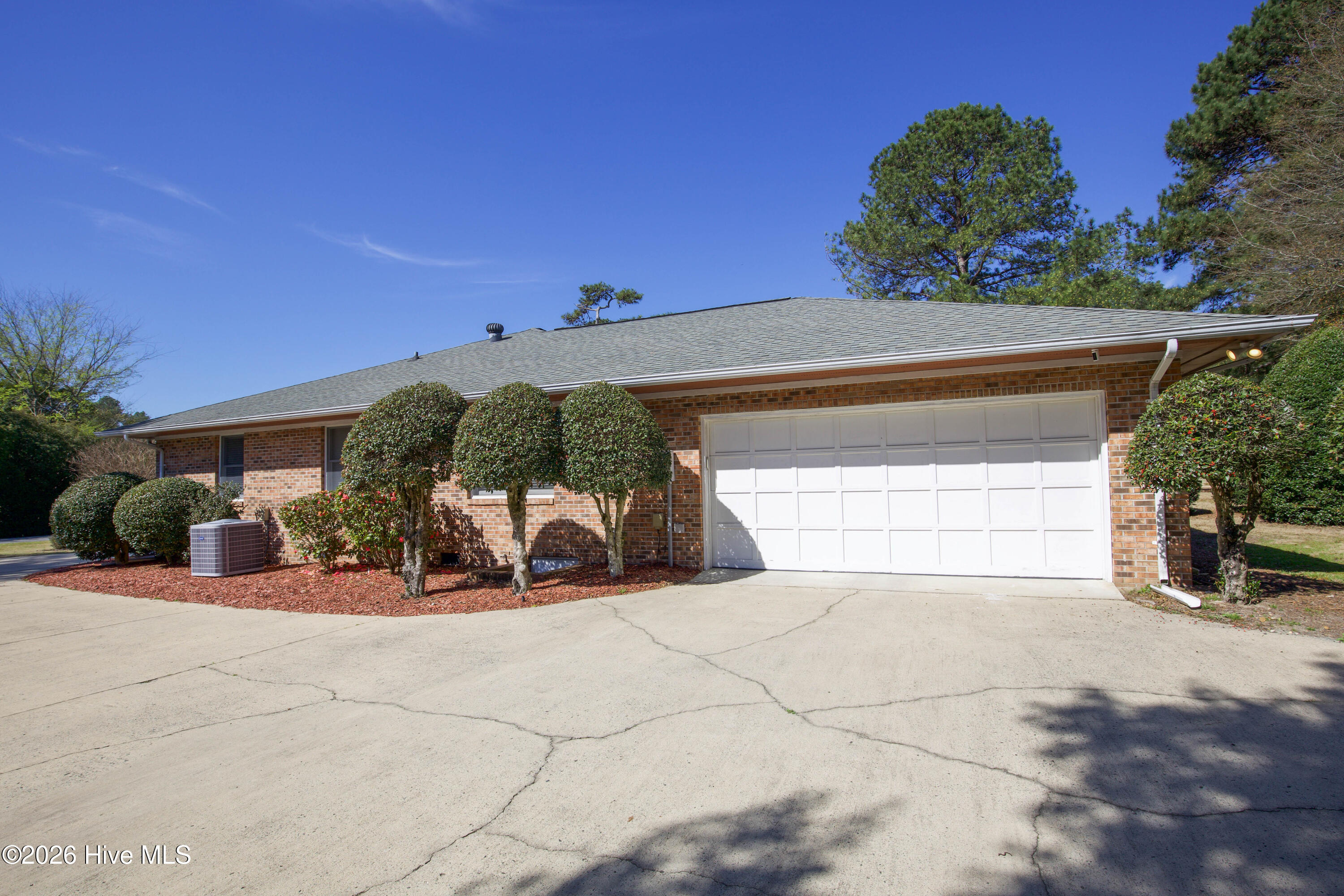 100 Oak Hills Road