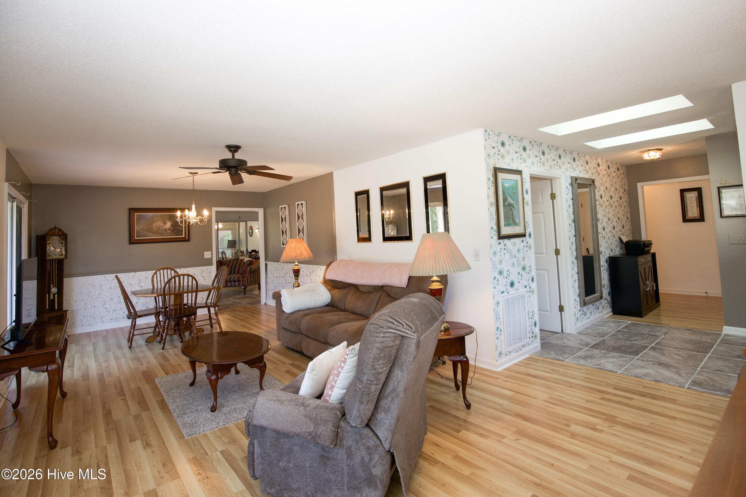 100 Oak Hills Road