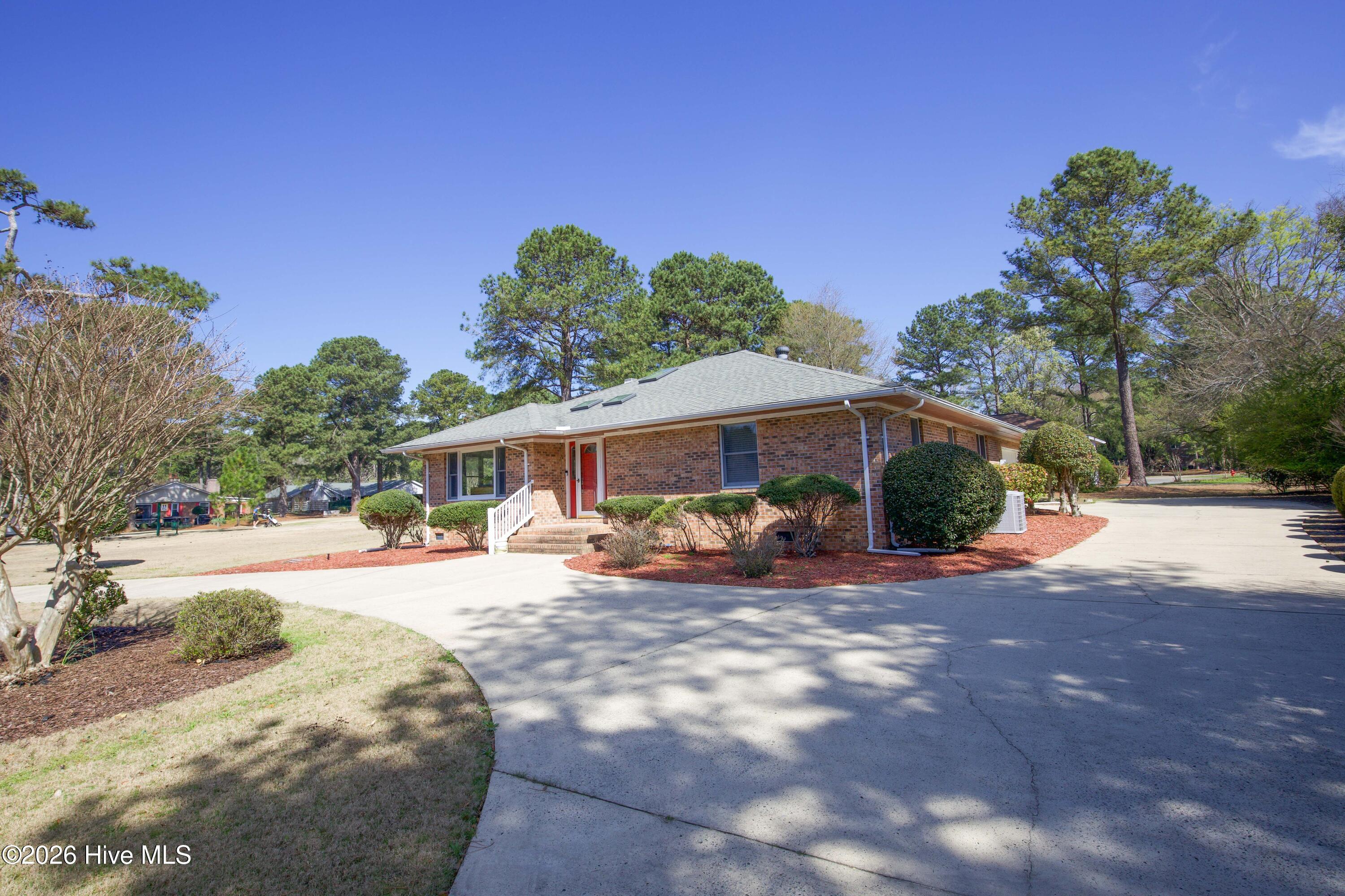 100 Oak Hills Road