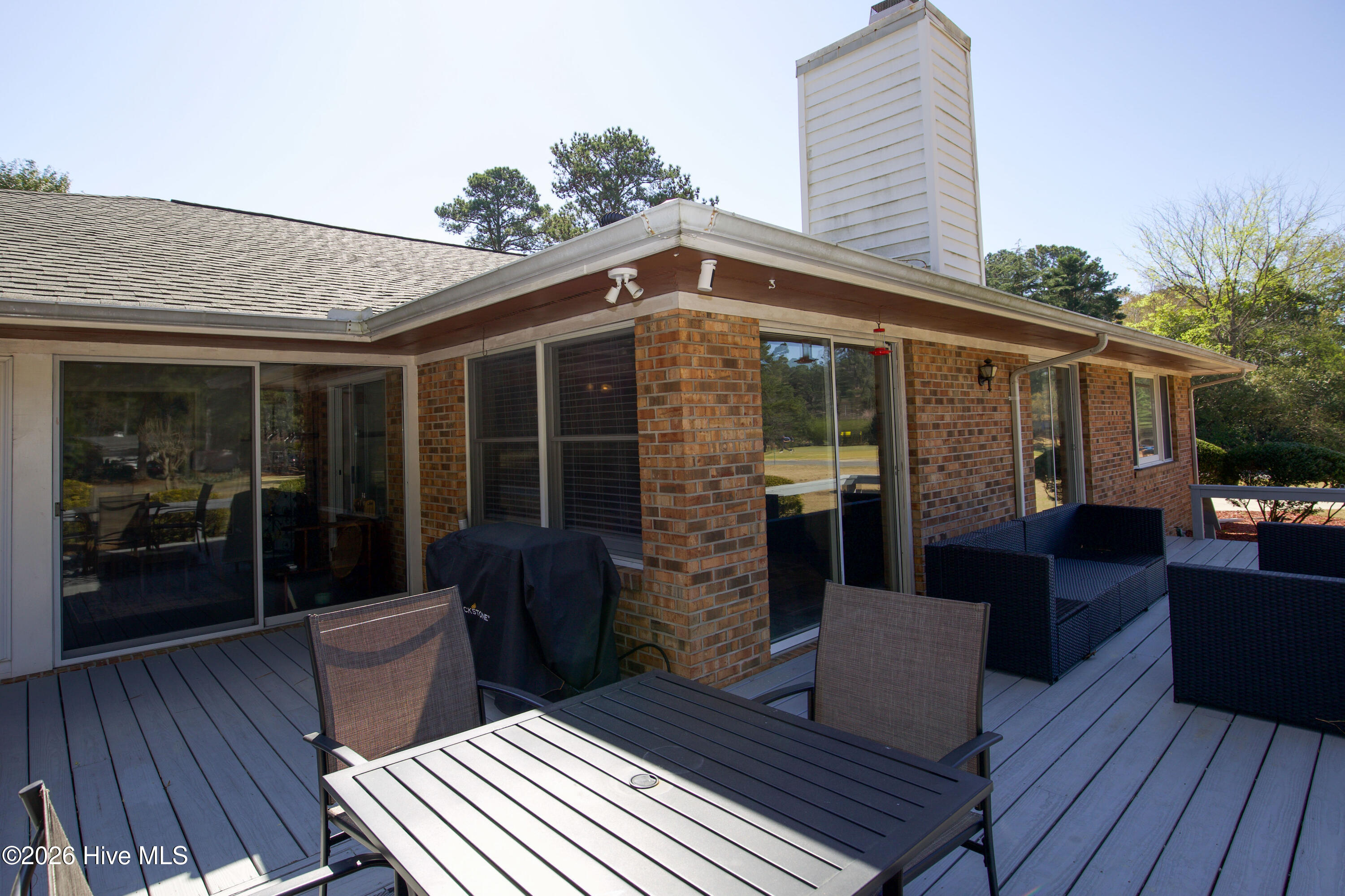 100 Oak Hills Road