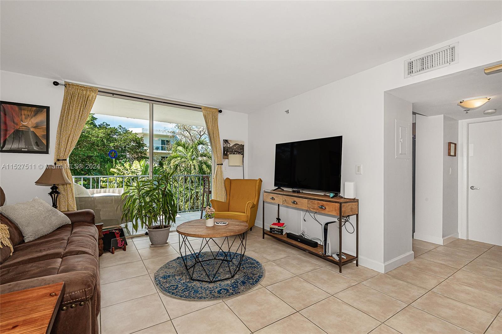 700 NE 63rd St Unit: D308