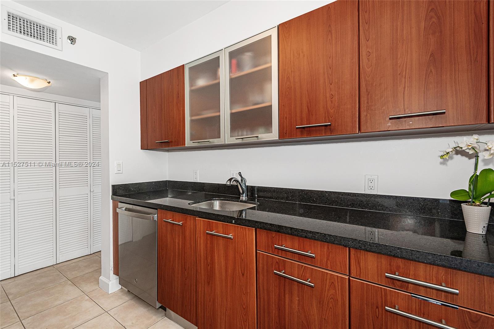 700 NE 63rd St Unit: D308