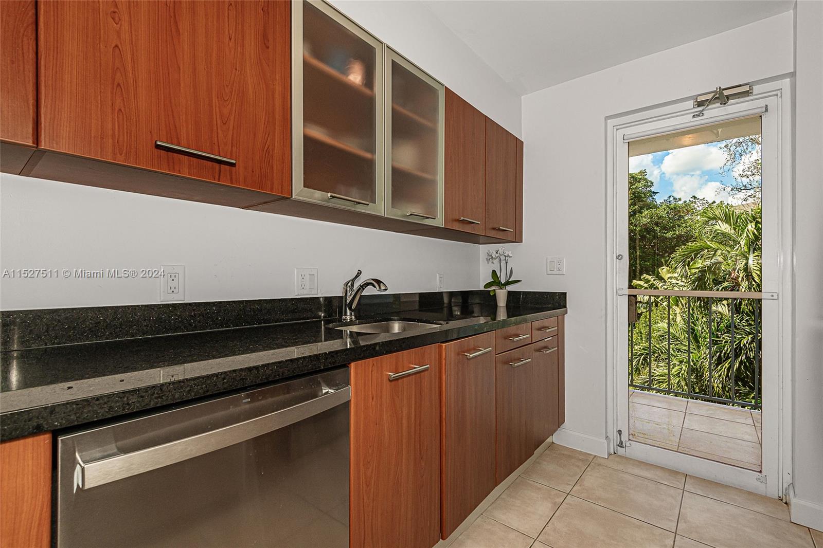 700 NE 63rd St Unit: D308