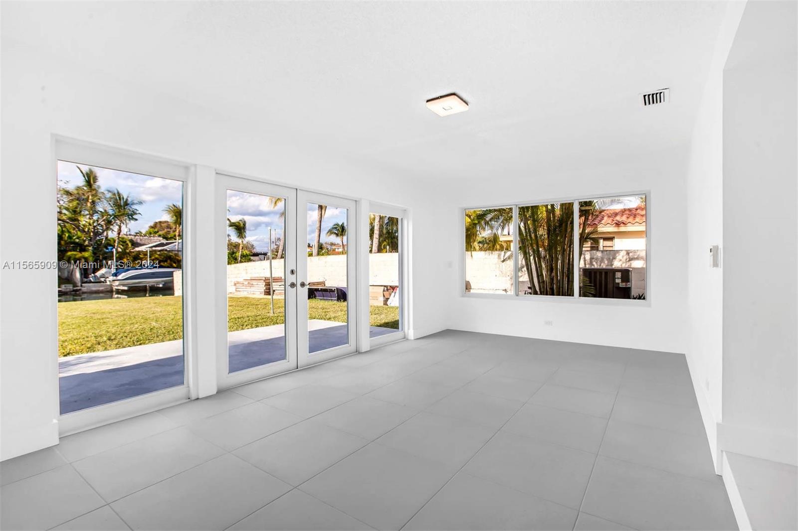 1465 Daytonia Rd
