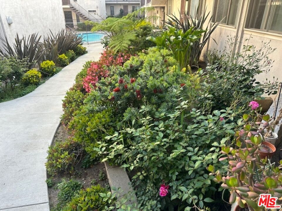 8650 Belford Ave Unit: 225