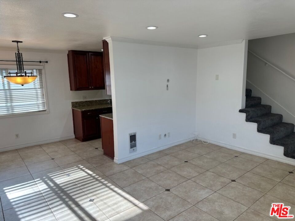 8650 Belford Ave Unit: 225