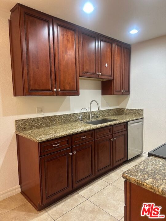 8650 Belford Ave Unit: 225
