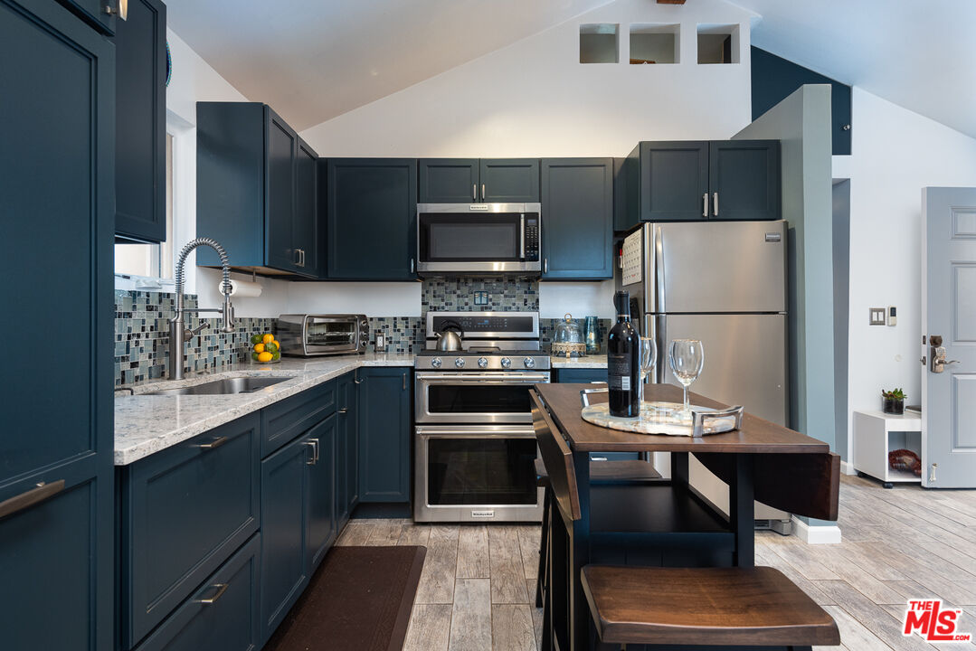 8308 Flight Ave Unit: ADU