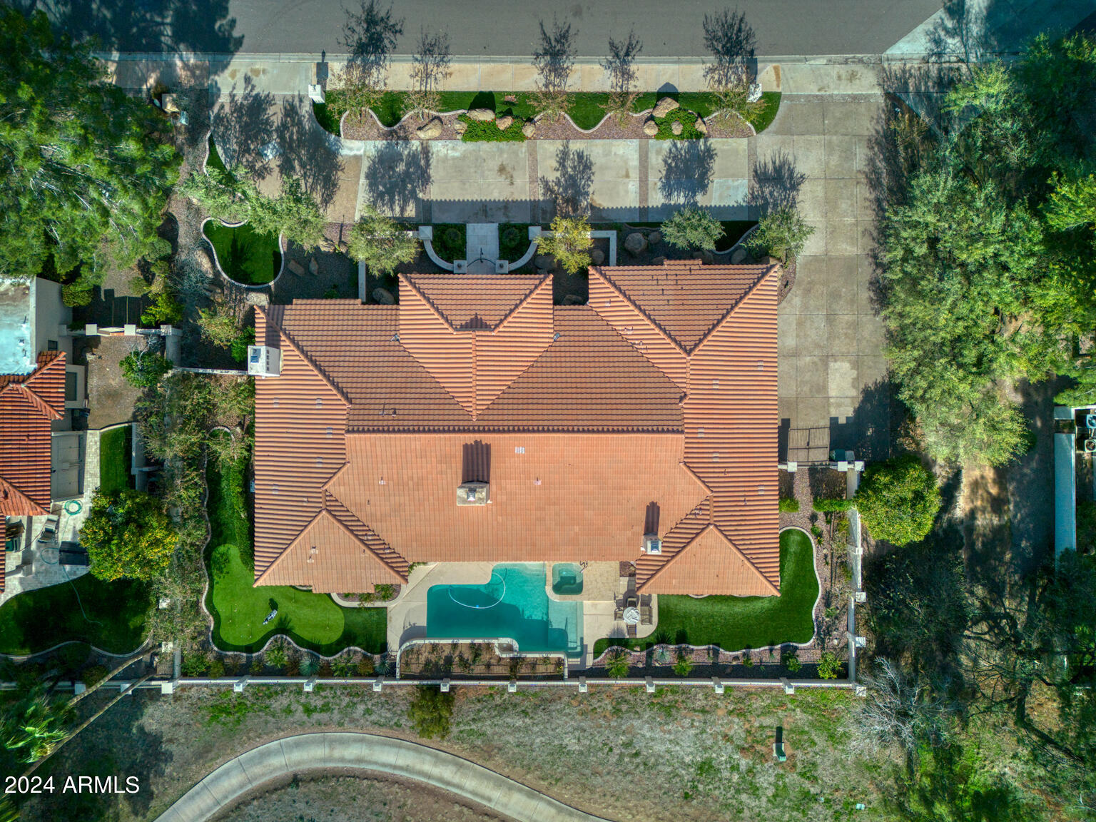 6141 E HORSESHOE Road