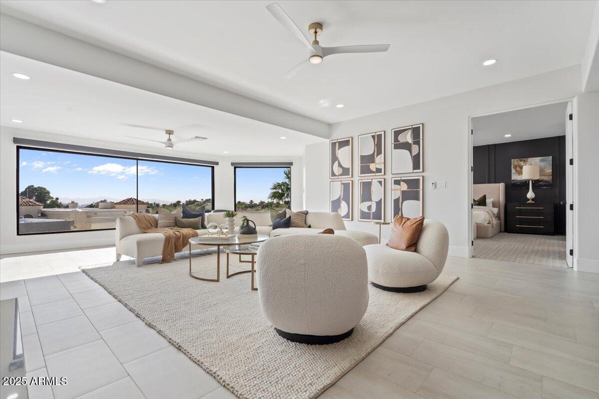 3800 E LINCOLN Drive, 42, Phoenix Unit: 42