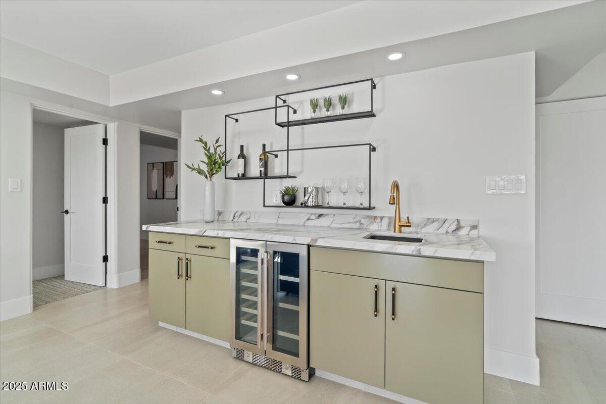 3800 E LINCOLN Drive, 42, Phoenix Unit: 42