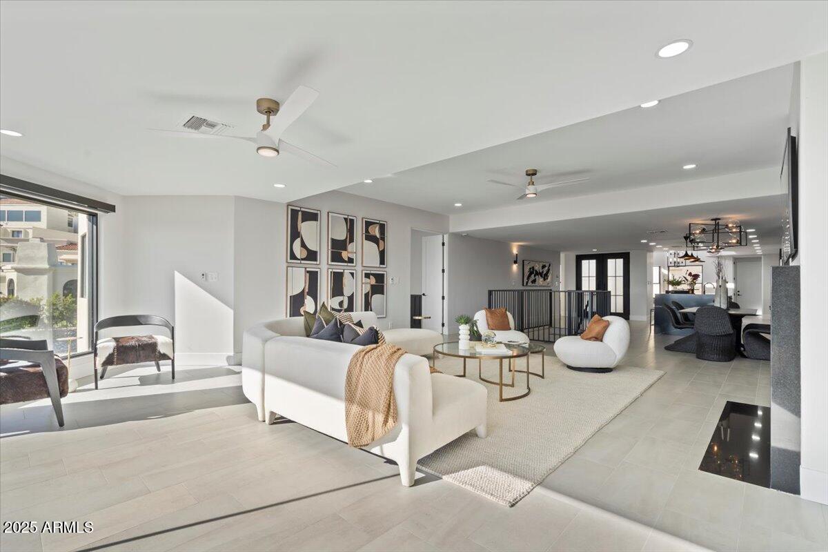 3800 E LINCOLN Drive, 42, Phoenix Unit: 42