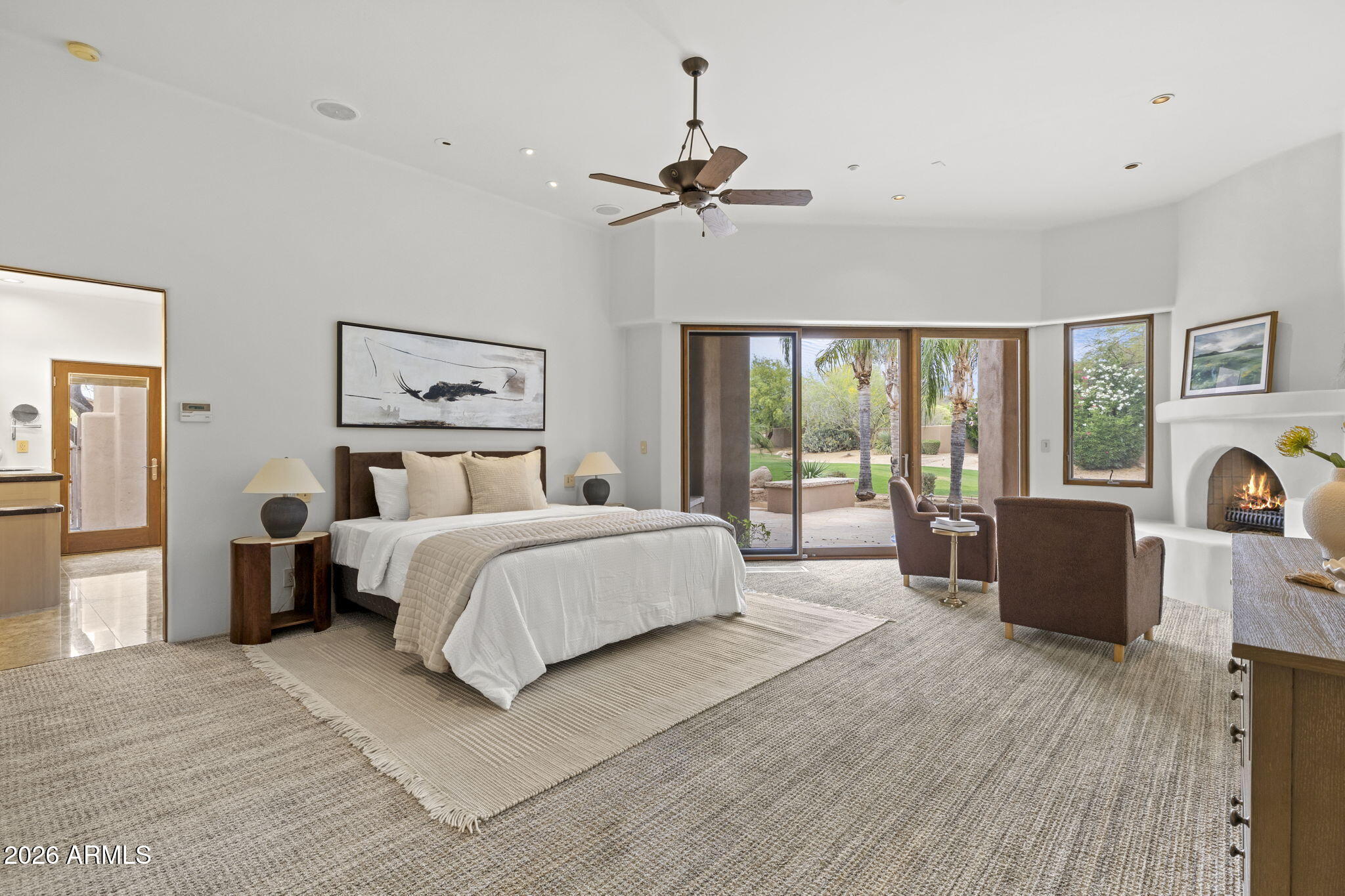 8130 E WILLIAMS Drive