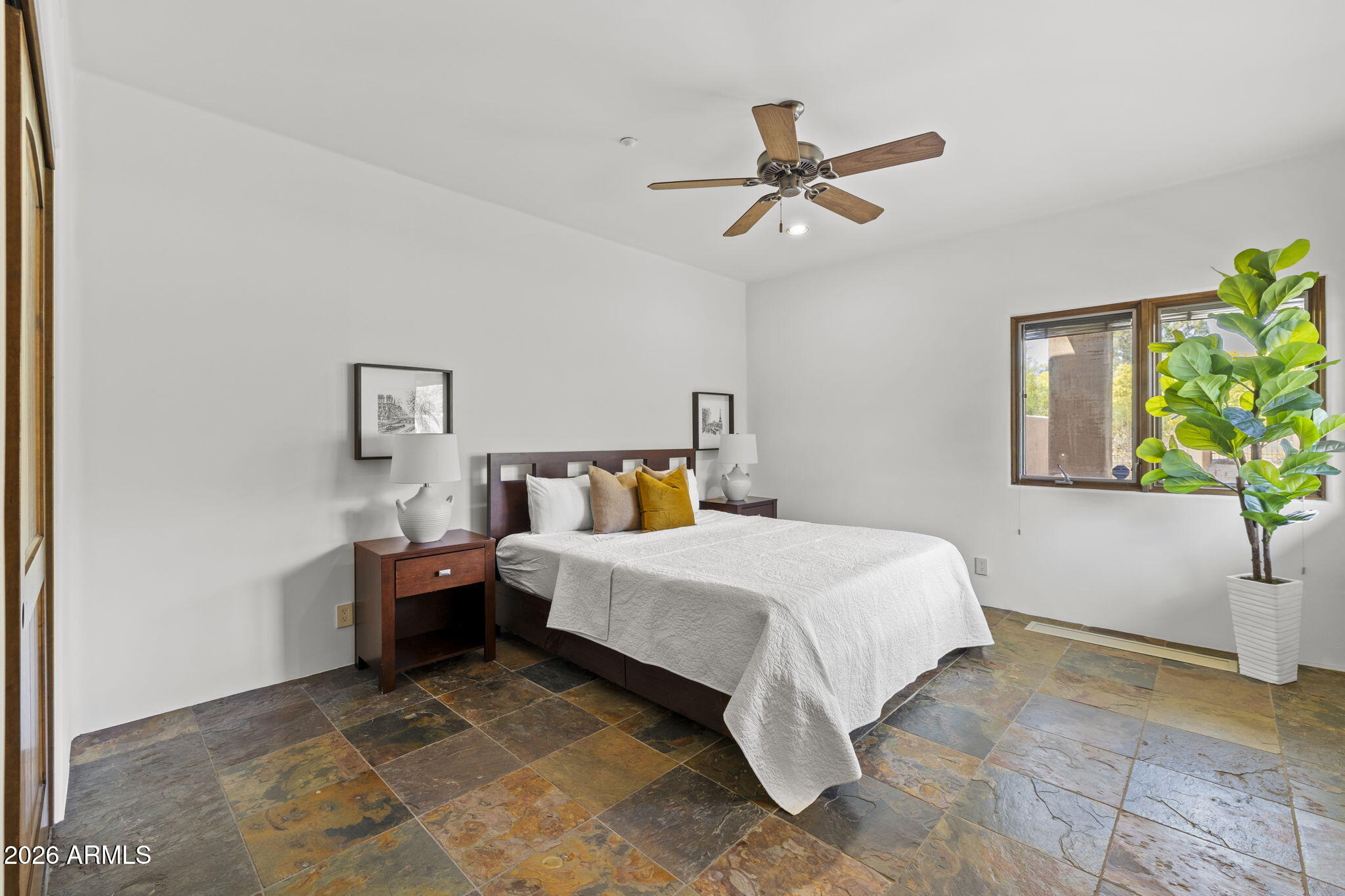 8130 E WILLIAMS Drive