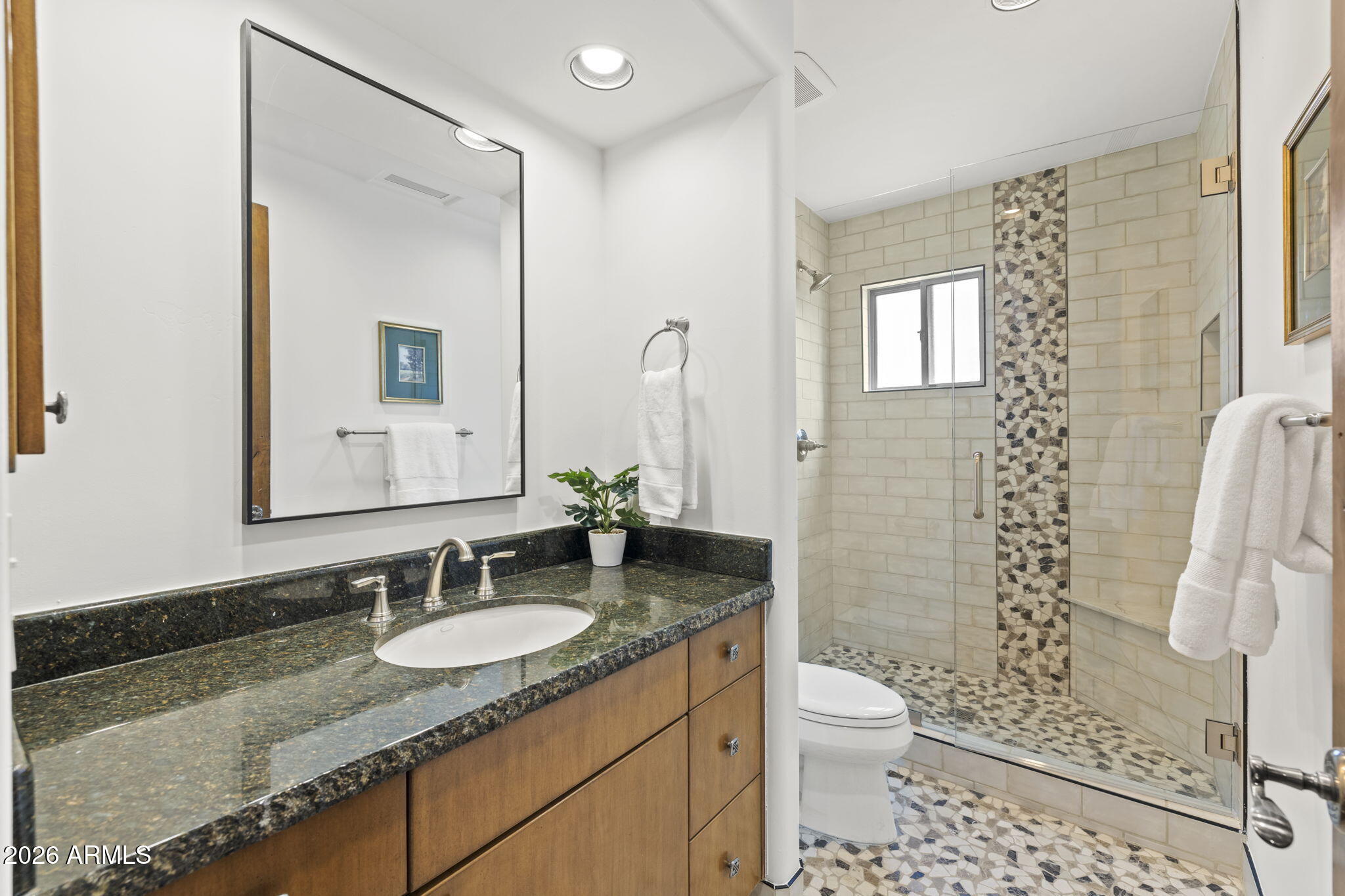 8130 E WILLIAMS Drive