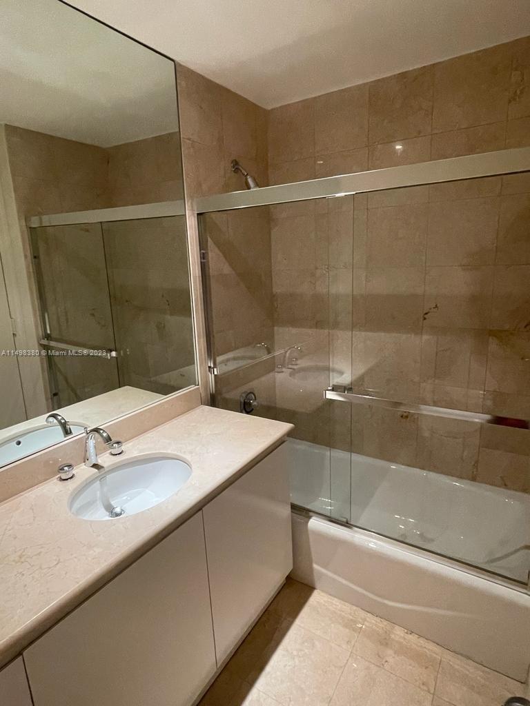 808 Brickell Key Dr # 2408